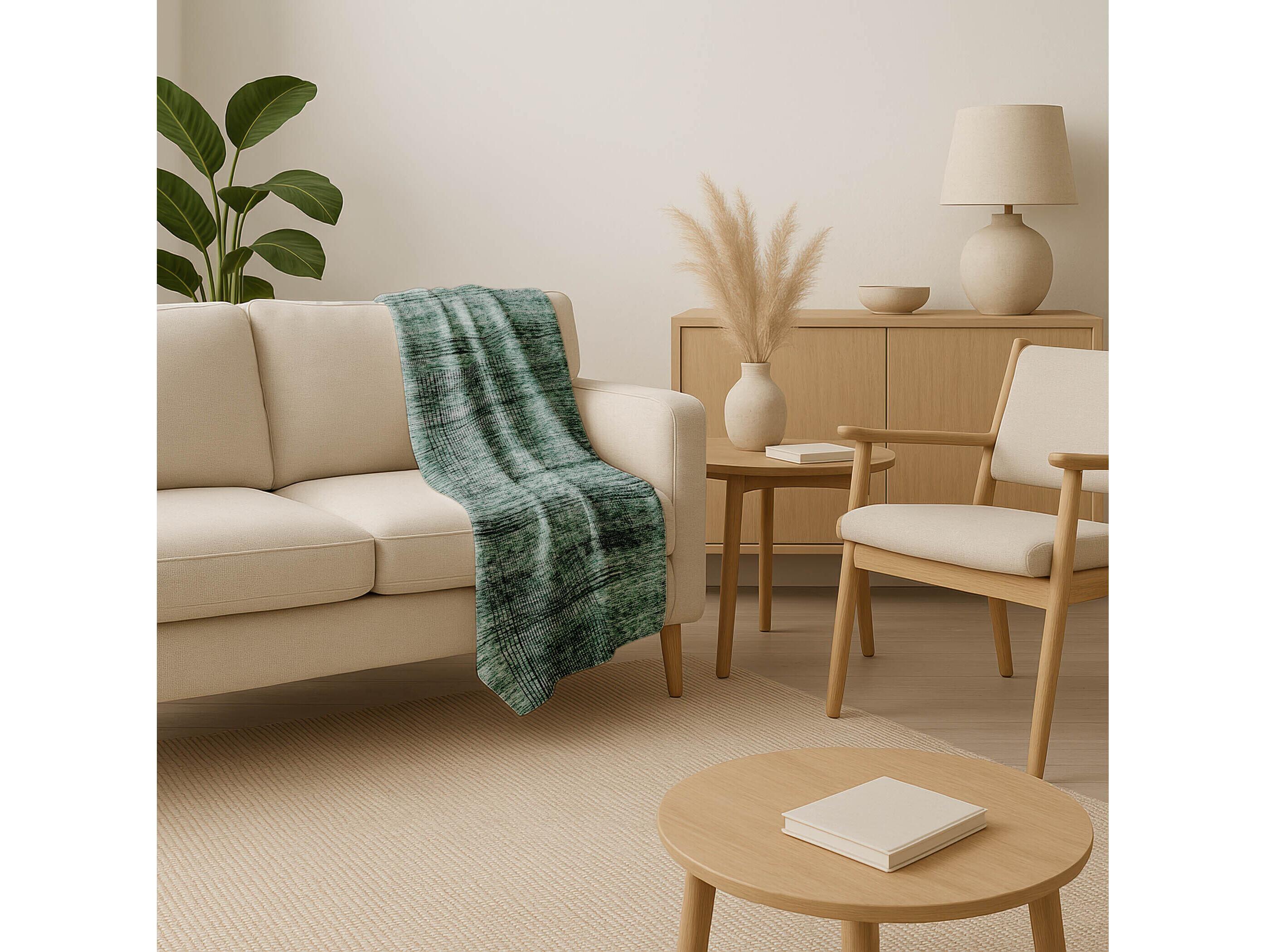 Dalyn Sherpa Teal Polyester Throw