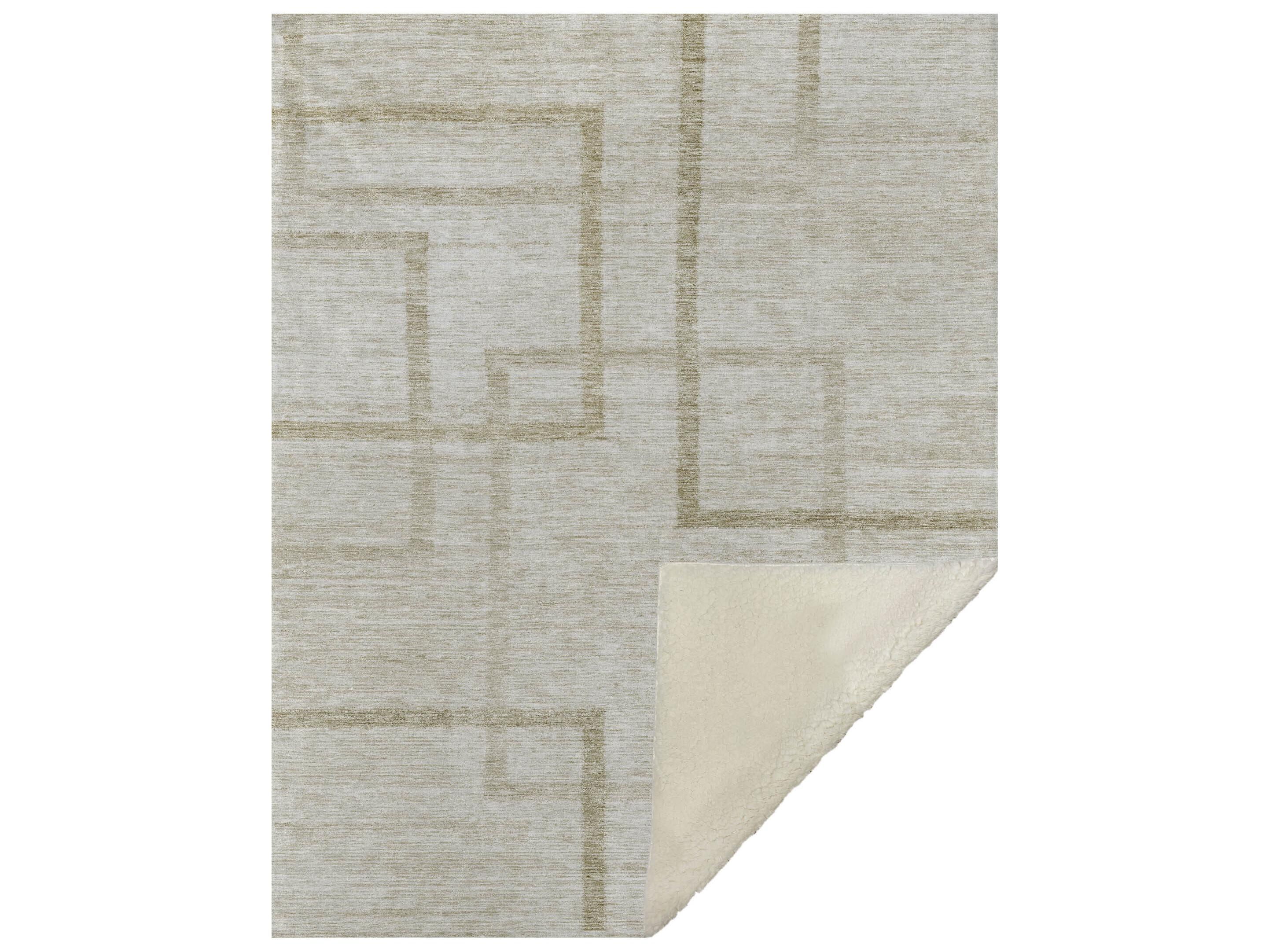 Dalyn Sherpa Brown Polyester Throw