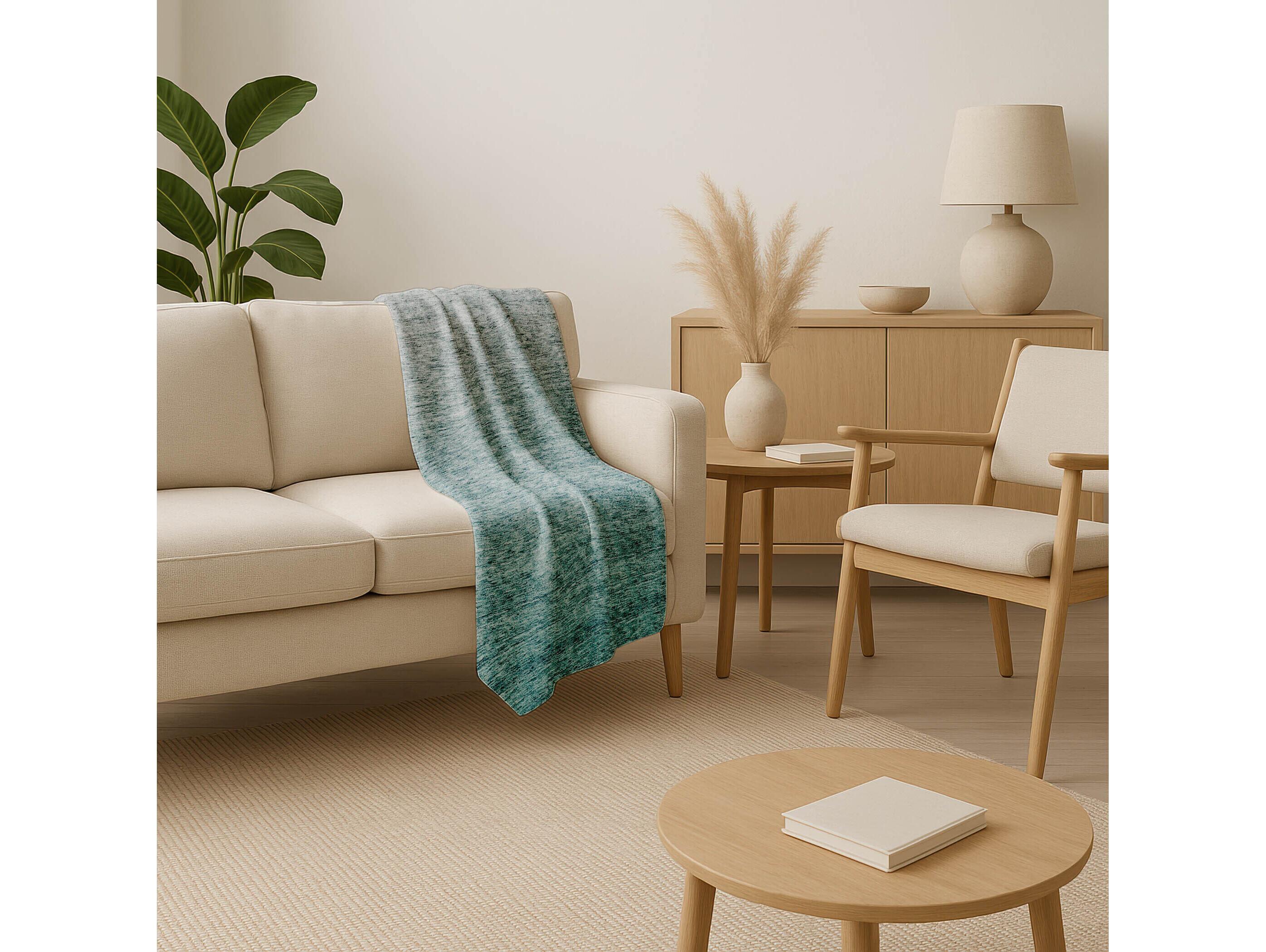 Dalyn Sherpa Teal Polyester Throw