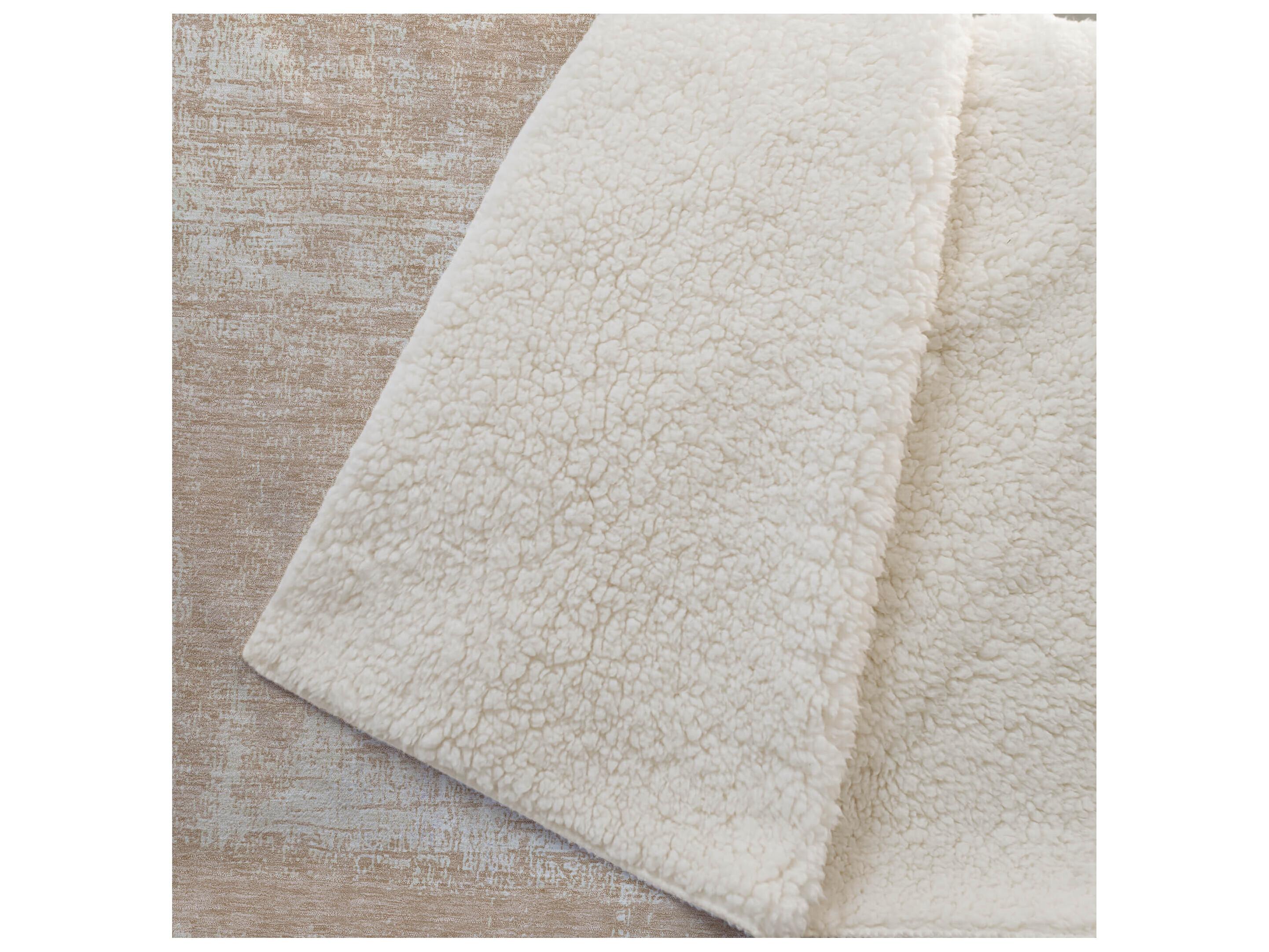 Dalyn Sherpa Orange Polyester Throw