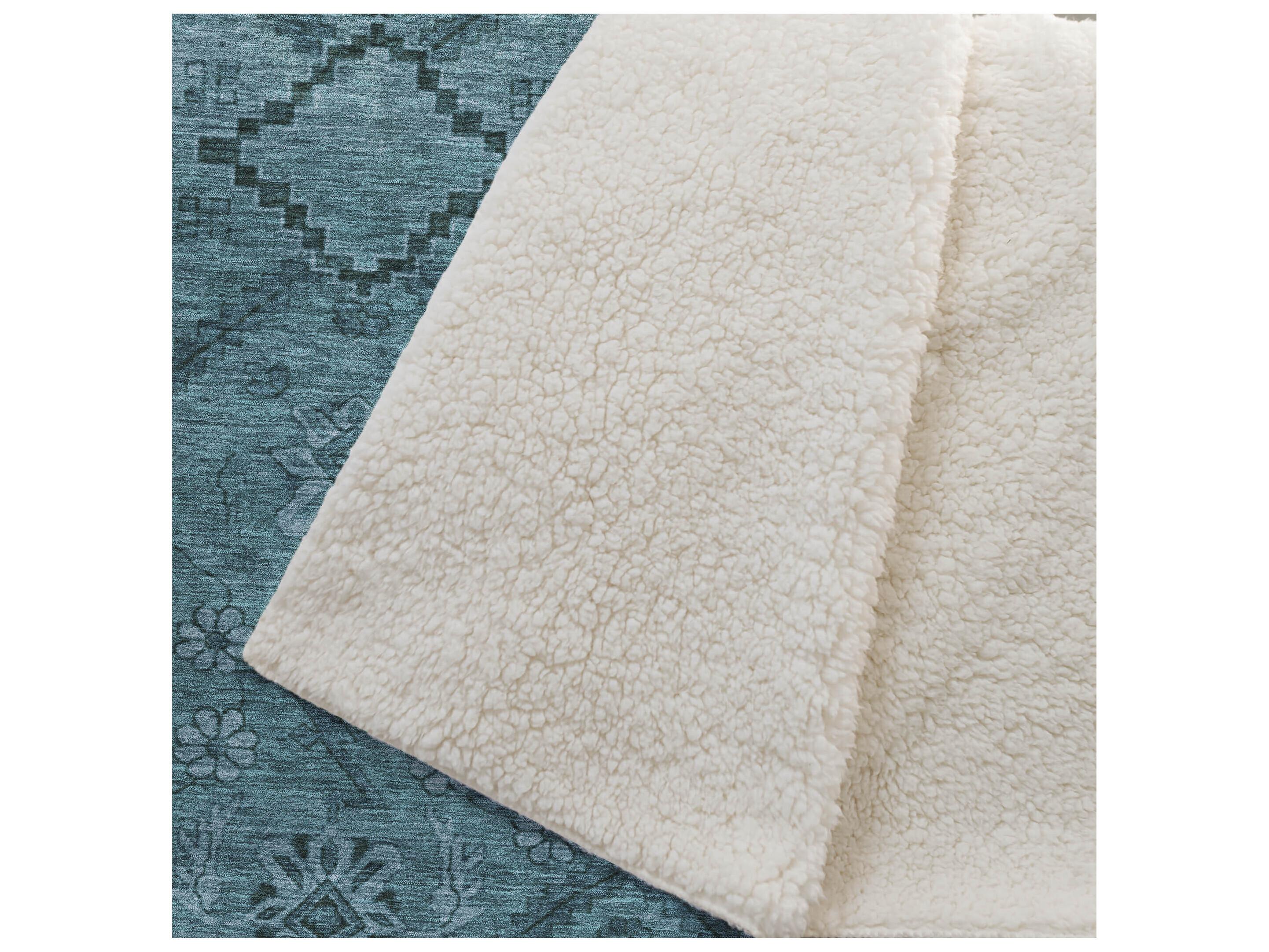 Dalyn Sherpa Teal Polyester Throw