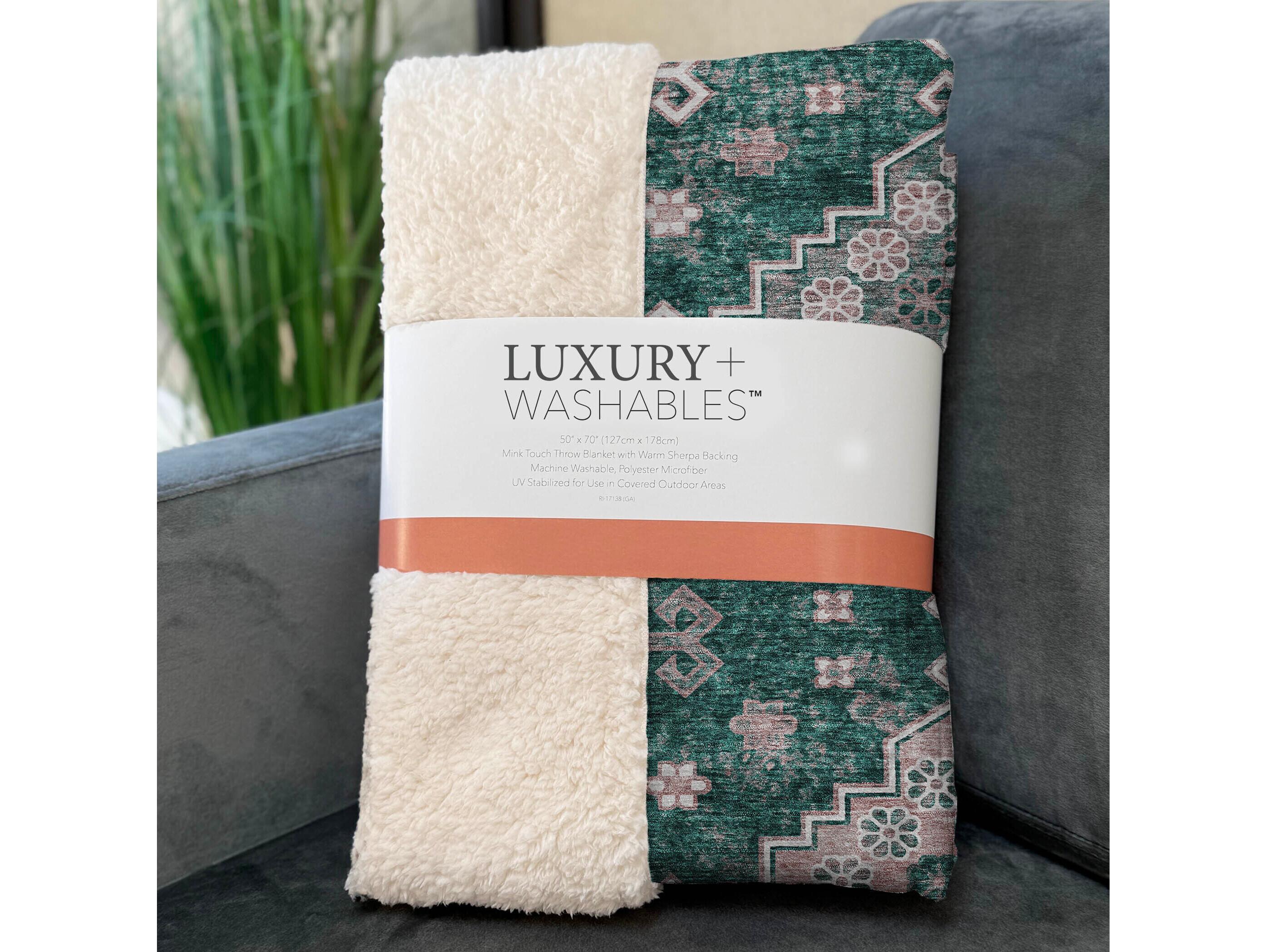 Dalyn Sherpa Green Polyester Throw