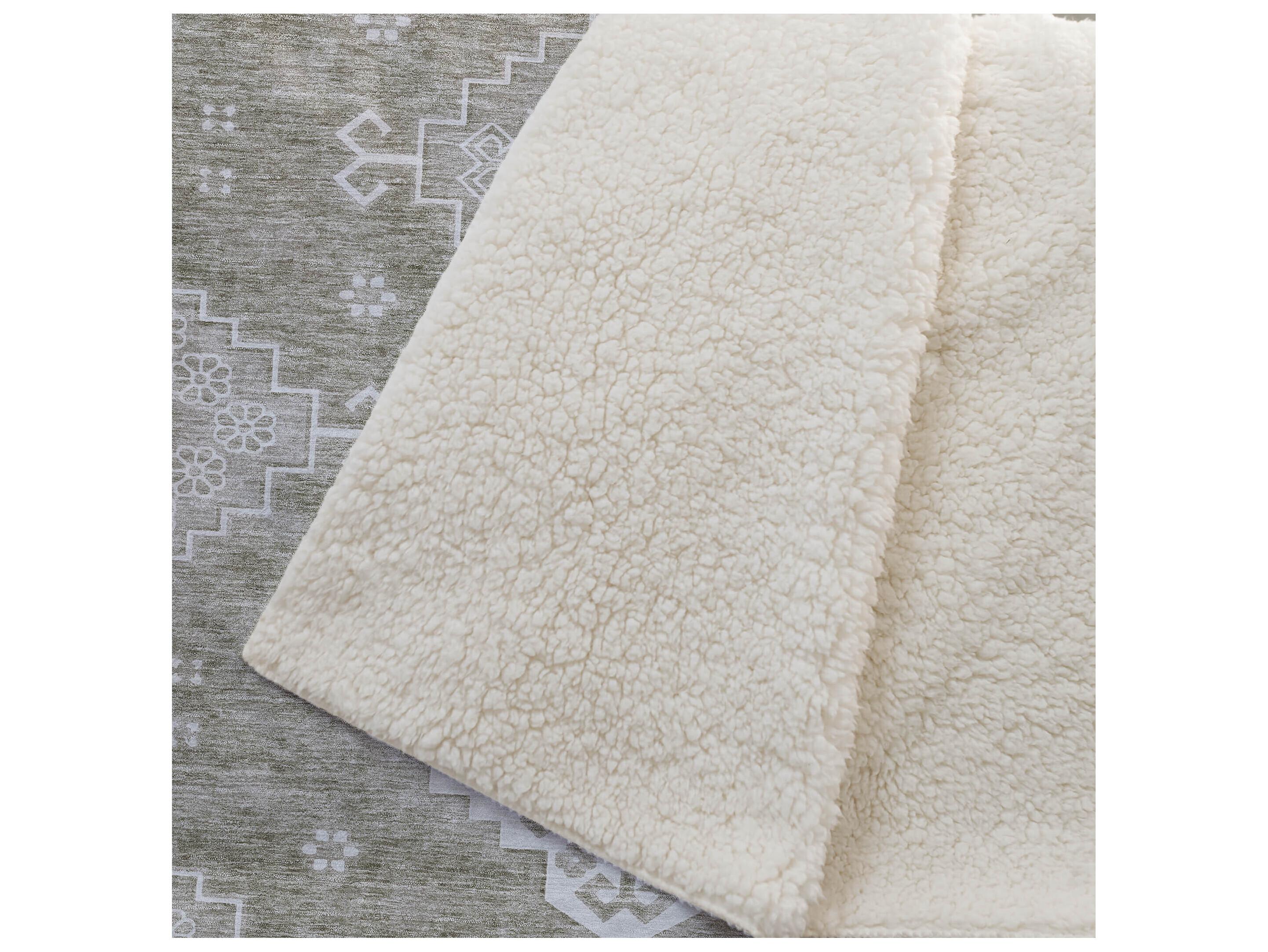 Dalyn Sherpa Brown Polyester Throw