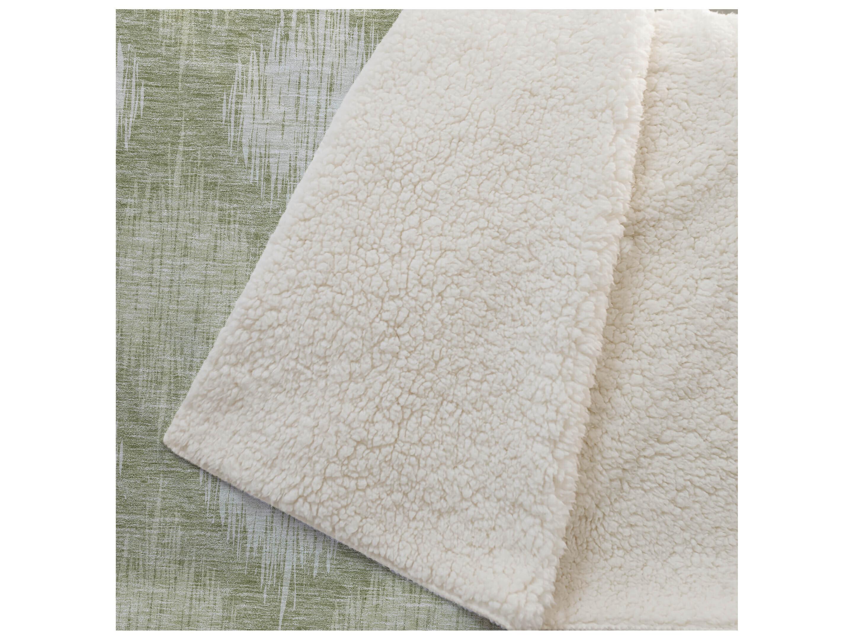 Dalyn Sherpa Green Polyester Throw