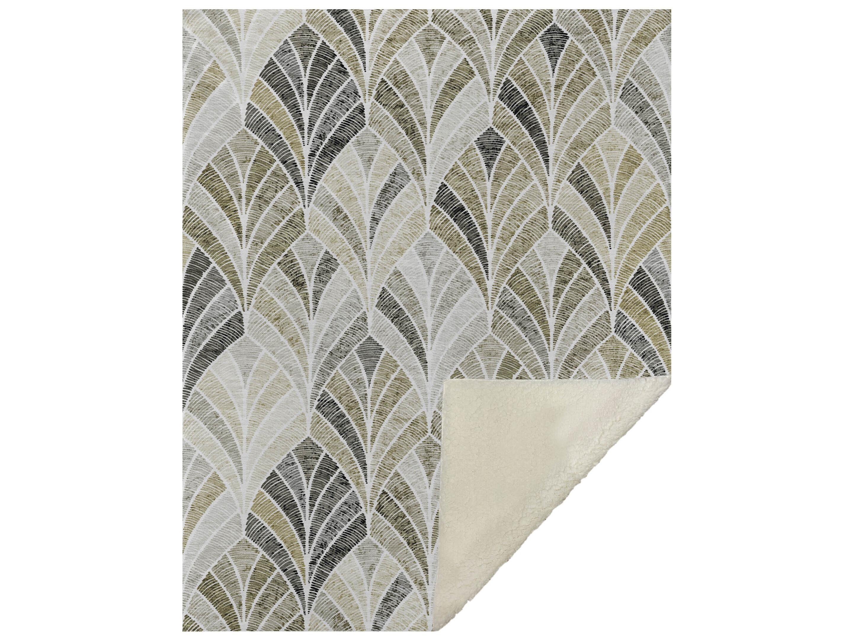 Dalyn Sherpa Brown Polyester Throw