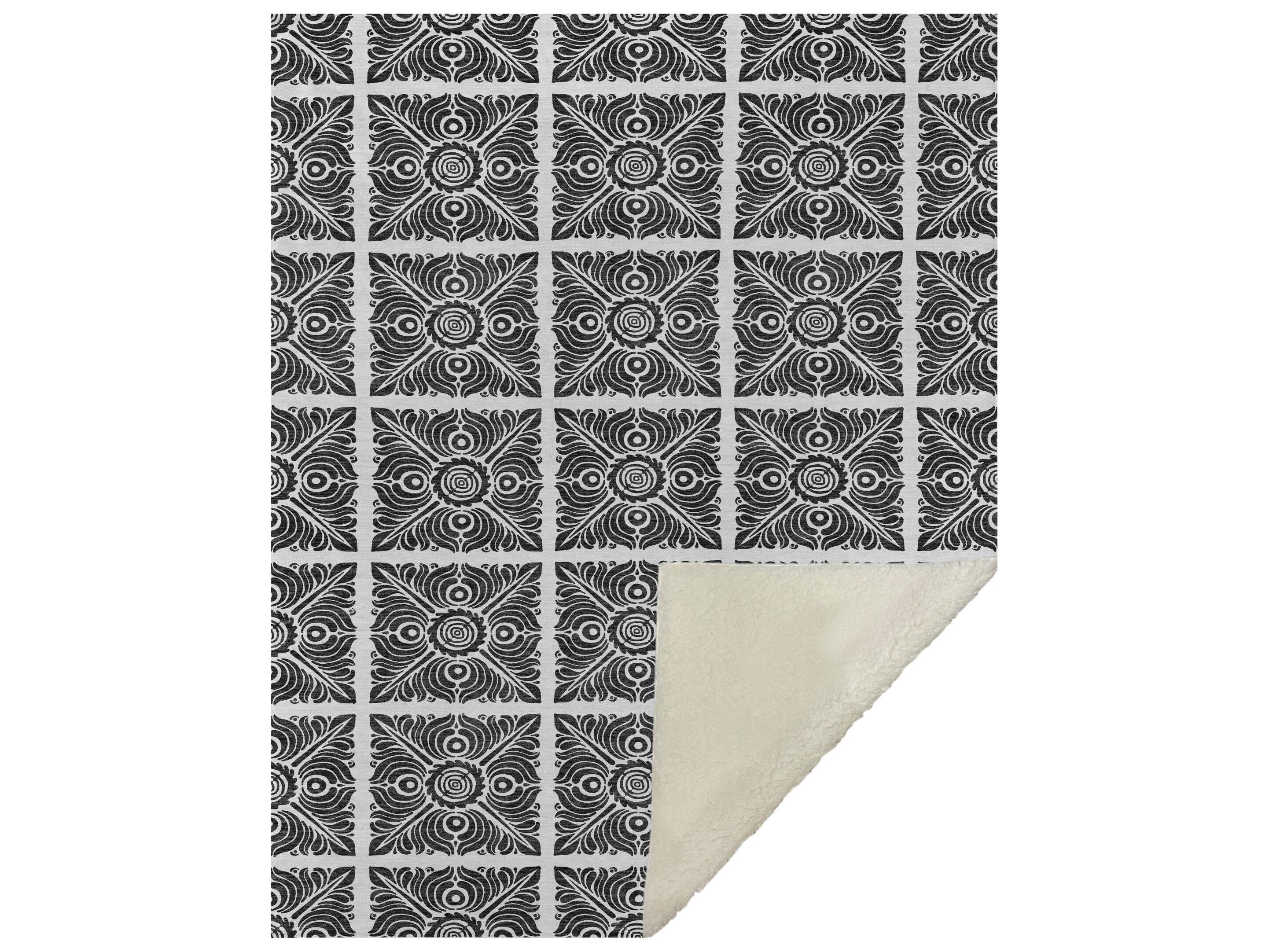 Dalyn Sherpa Ivory Polyester Throw