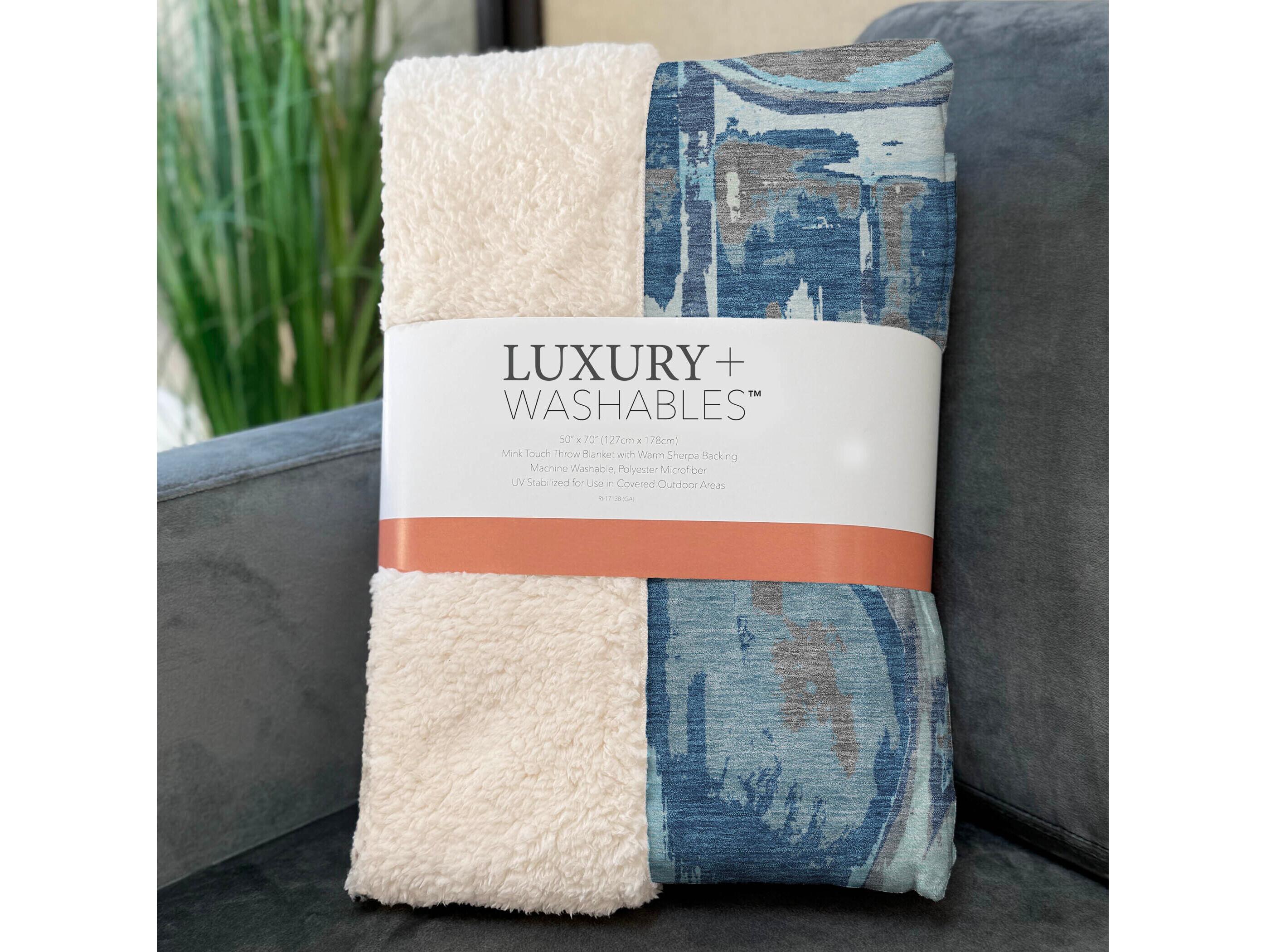 Dalyn Sherpa Blue Polyester Throw