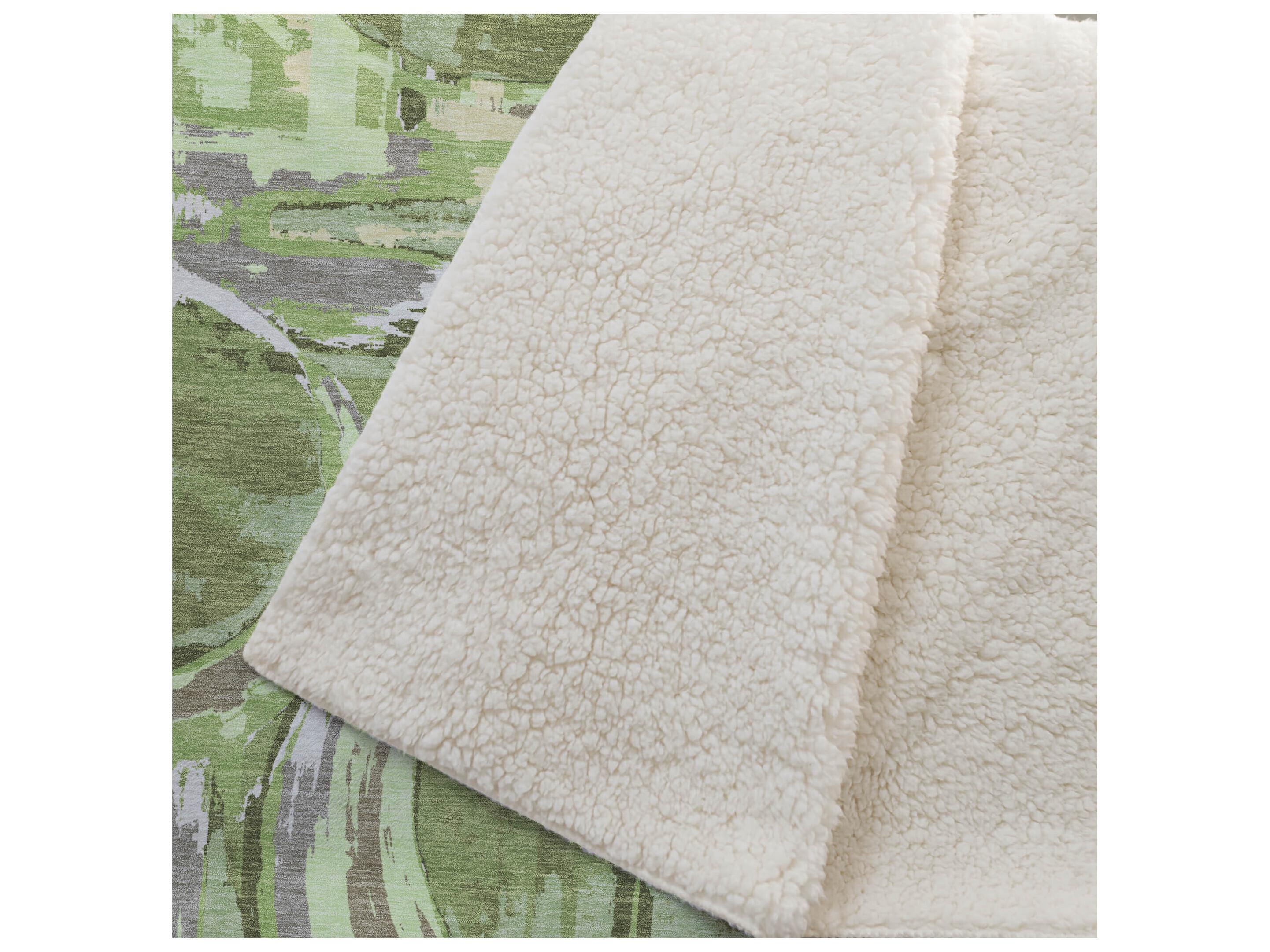 Dalyn Sherpa Green Polyester Throw