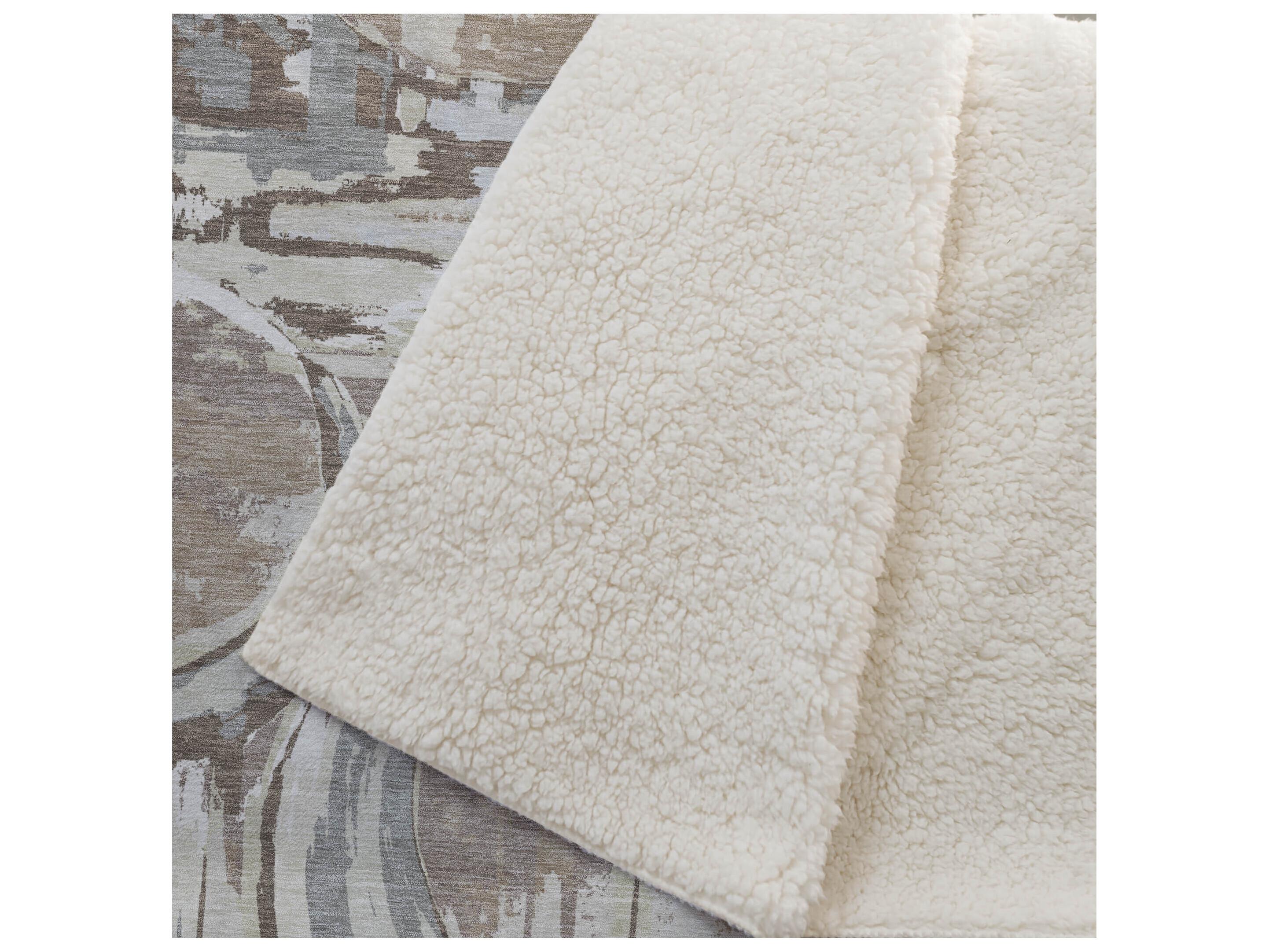 Dalyn Sherpa Brown Polyester Throw