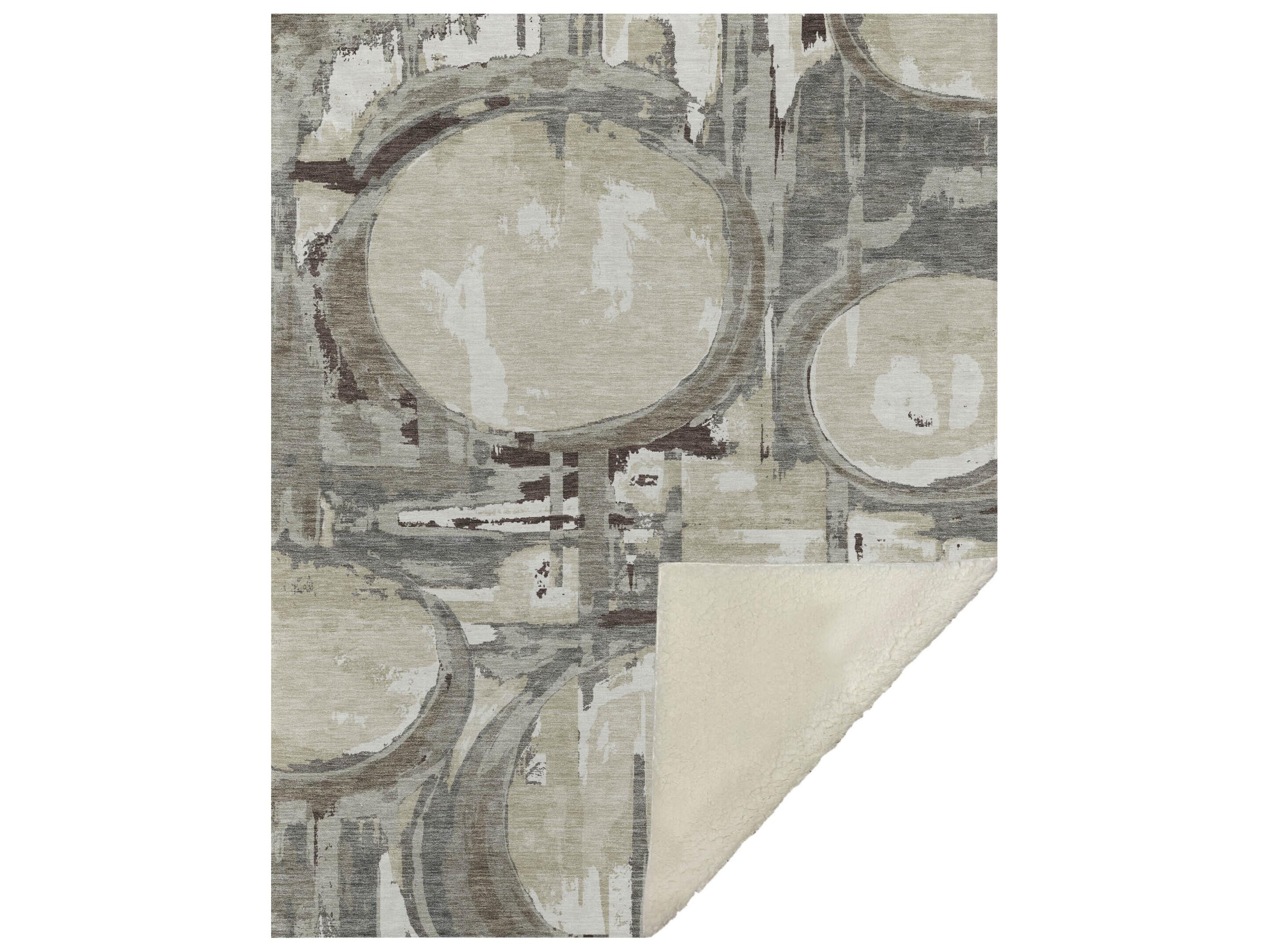 Dalyn Sherpa Brown Polyester Throw