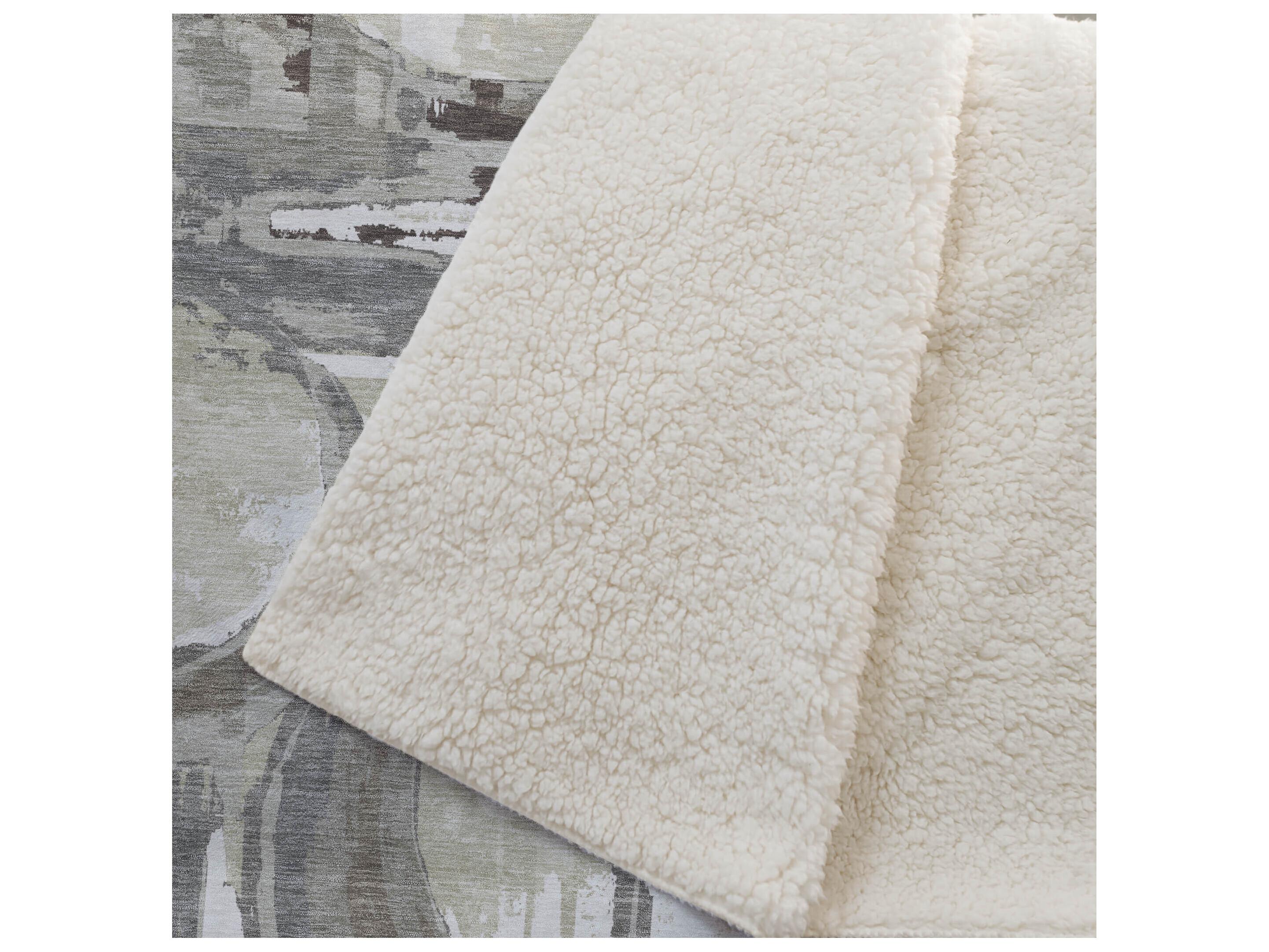 Dalyn Sherpa Brown Polyester Throw