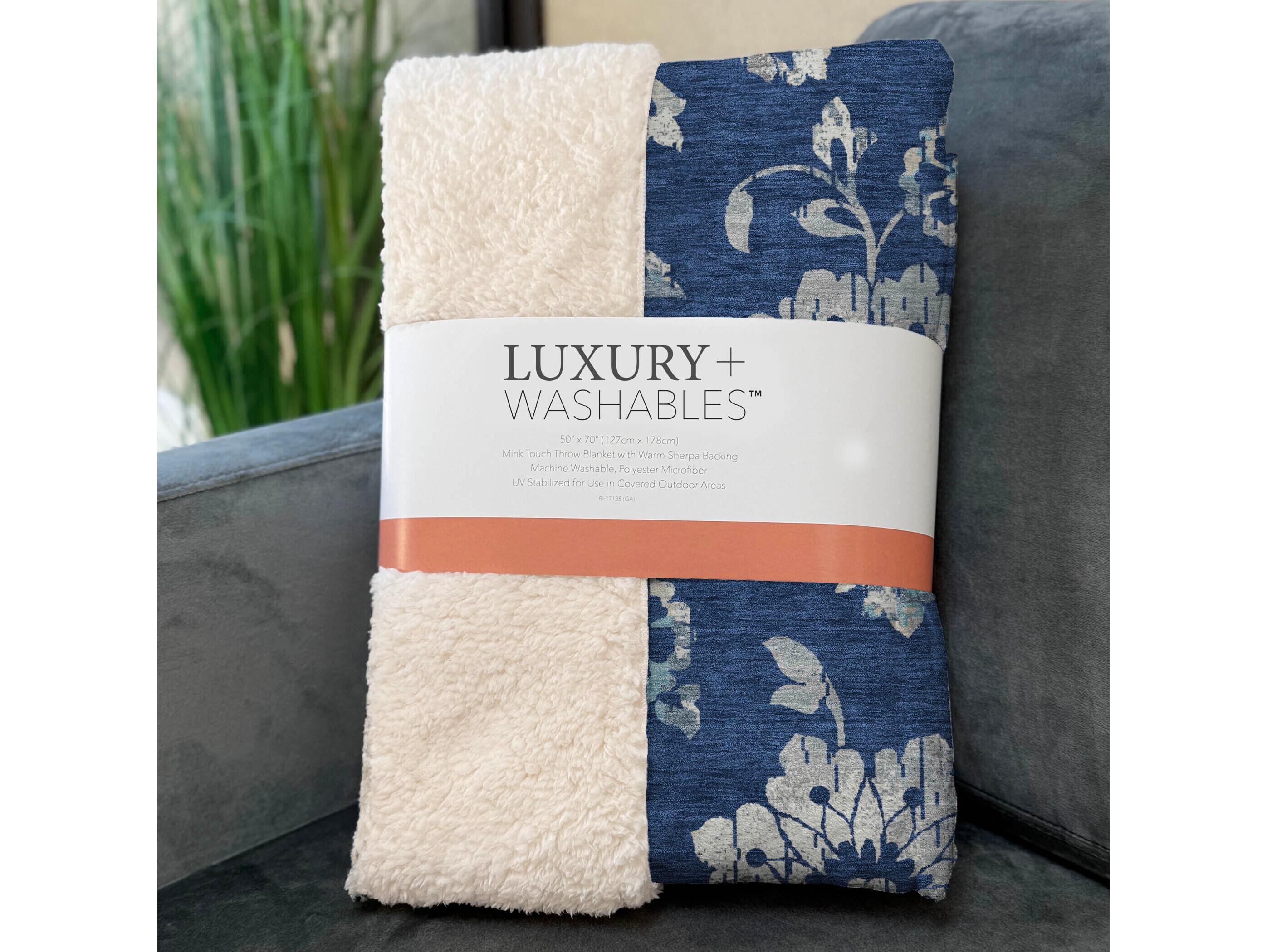 Dalyn Sherpa Blue Polyester Throw