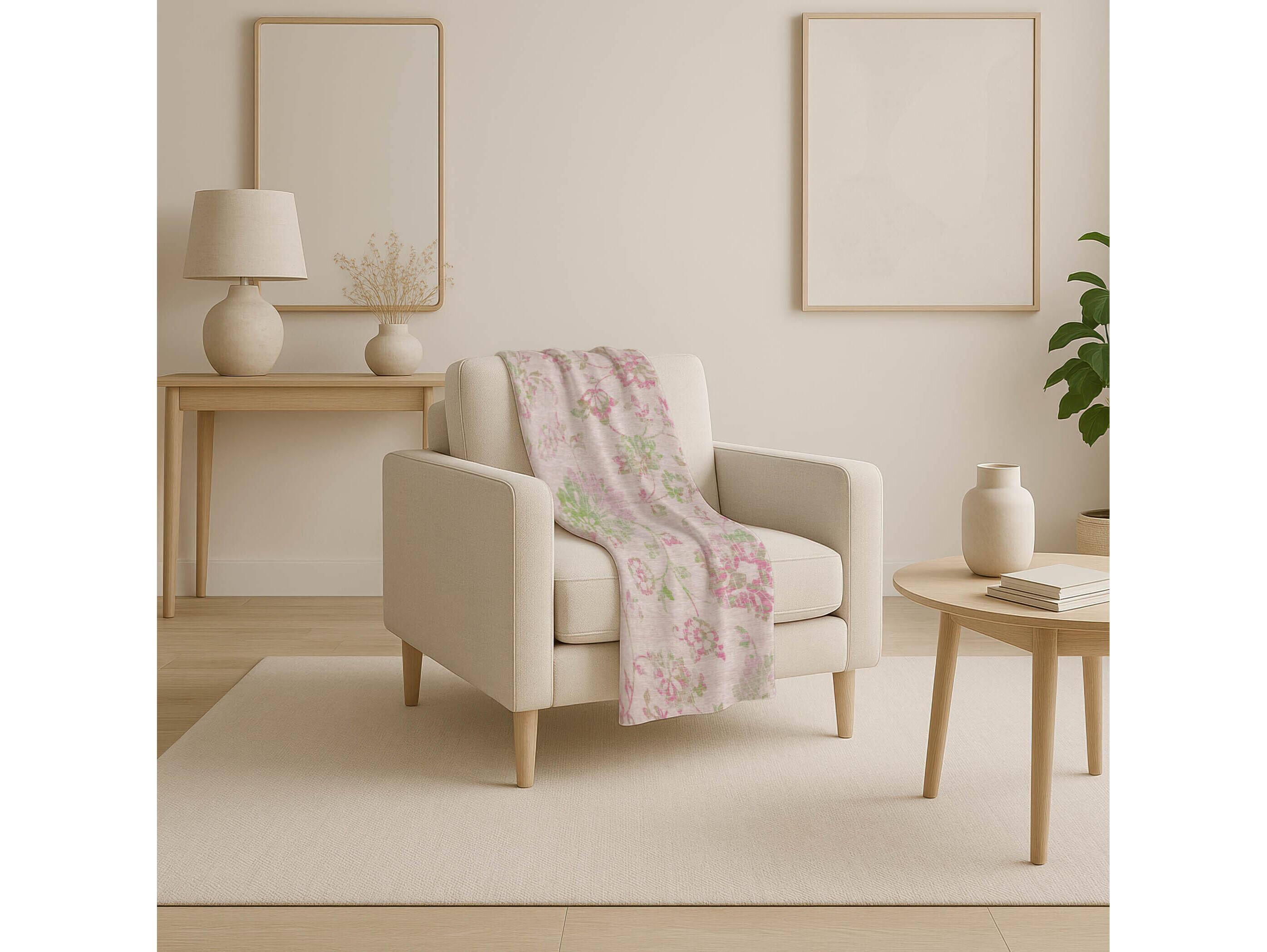 Dalyn Sherpa Pink Polyester Throw