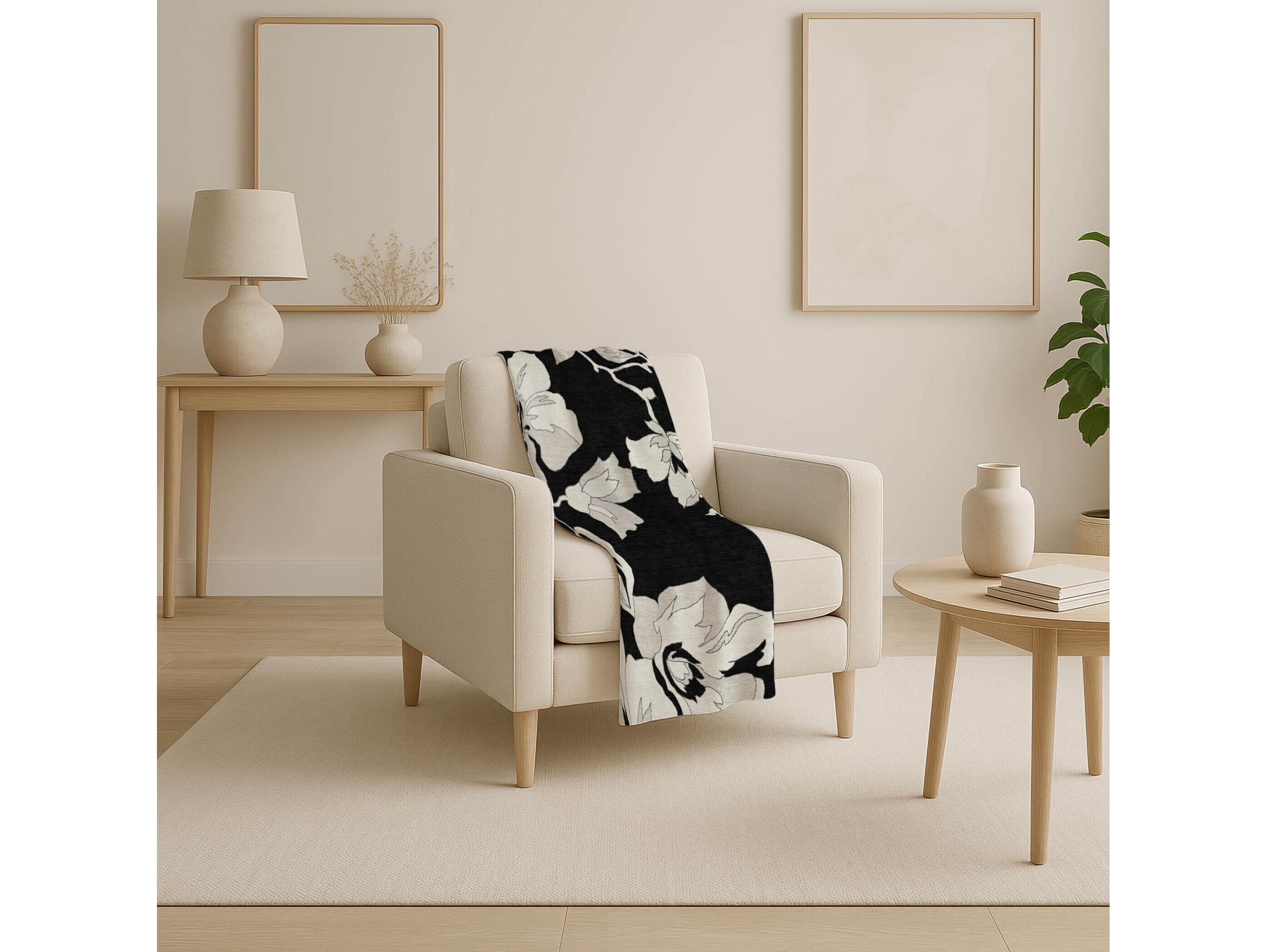 Dalyn Sherpa Black Polyester Throw