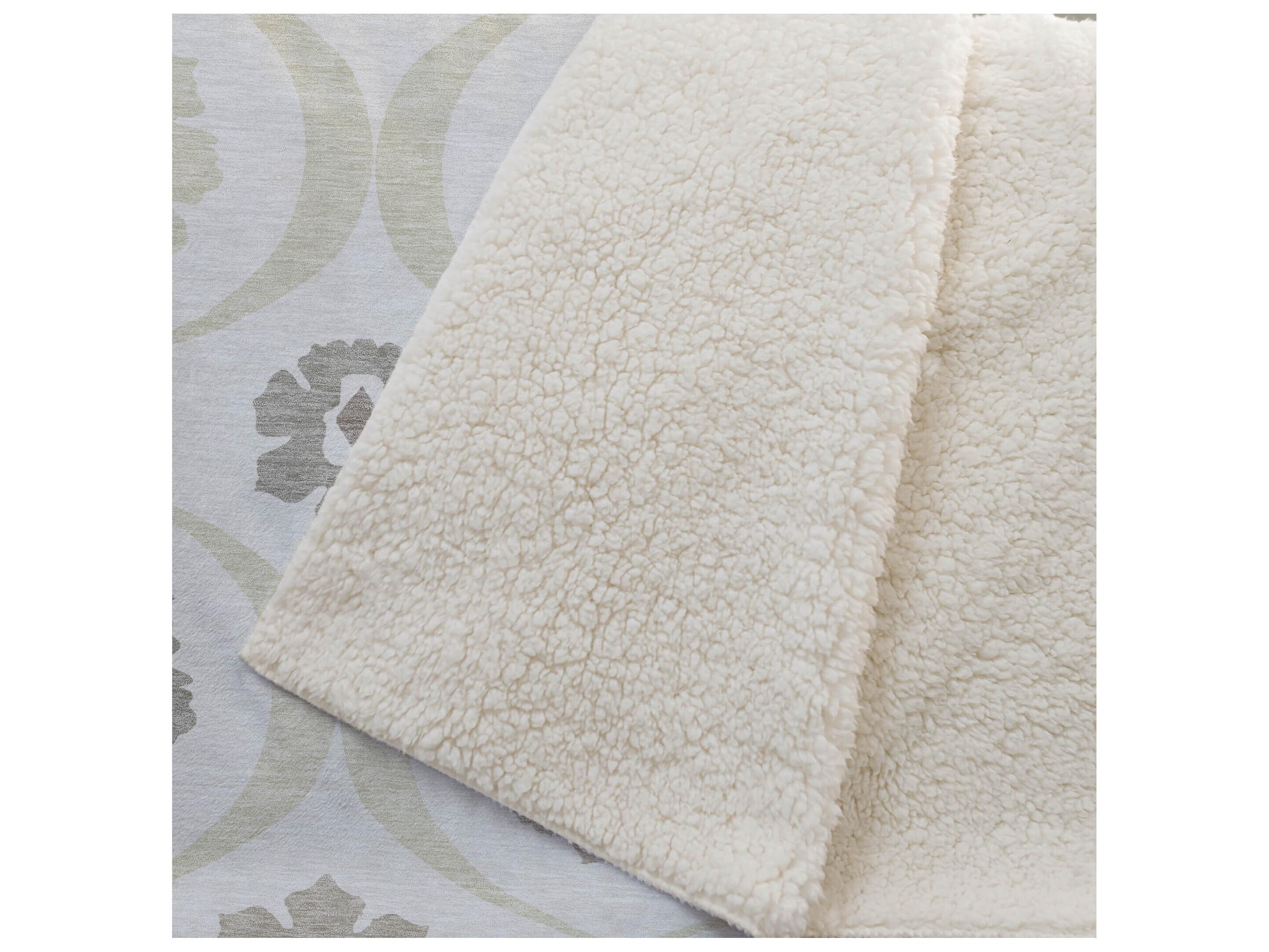 Dalyn Sherpa Ivory Polyester Throw