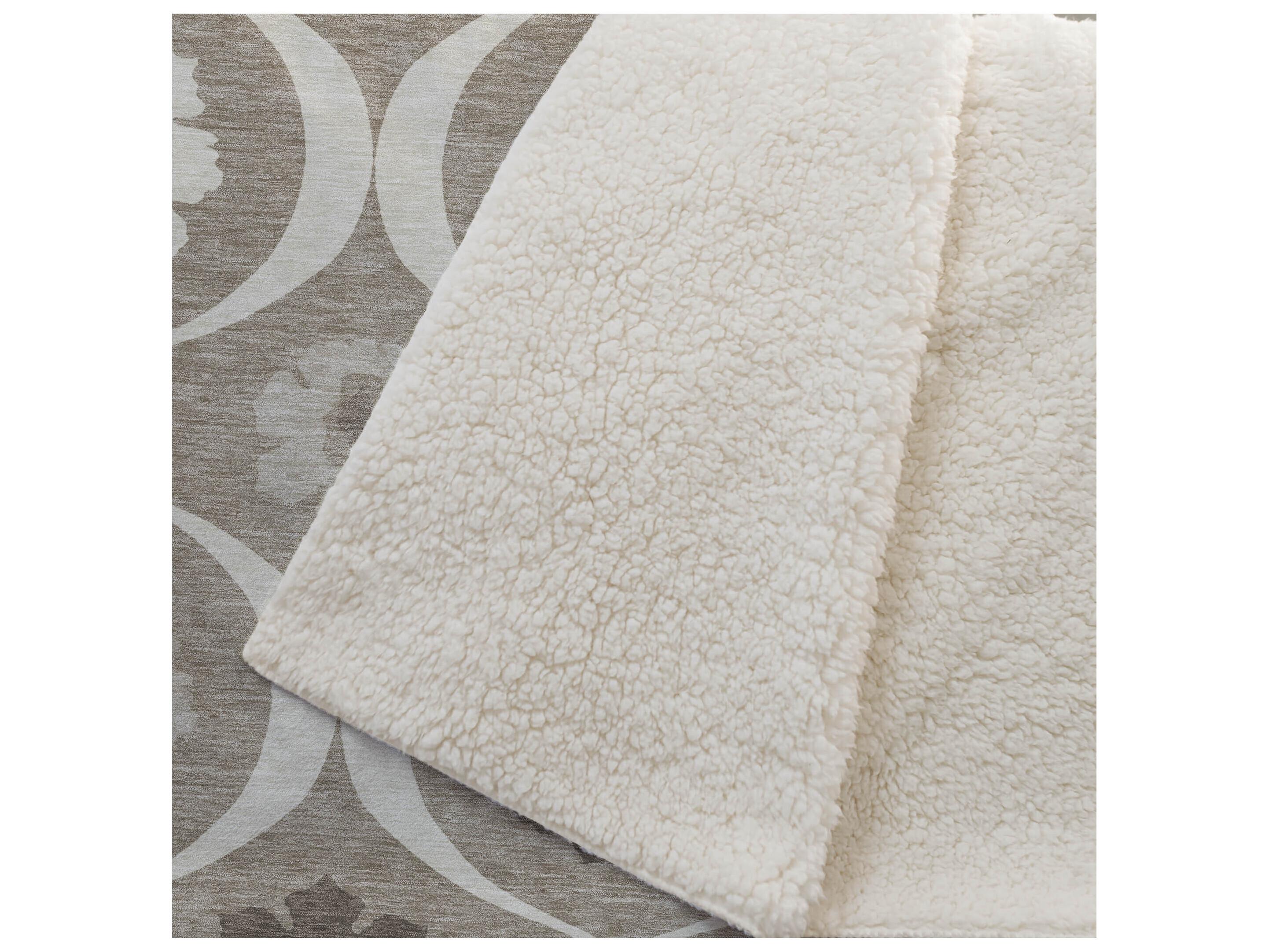 Dalyn Sherpa Brown Polyester Throw