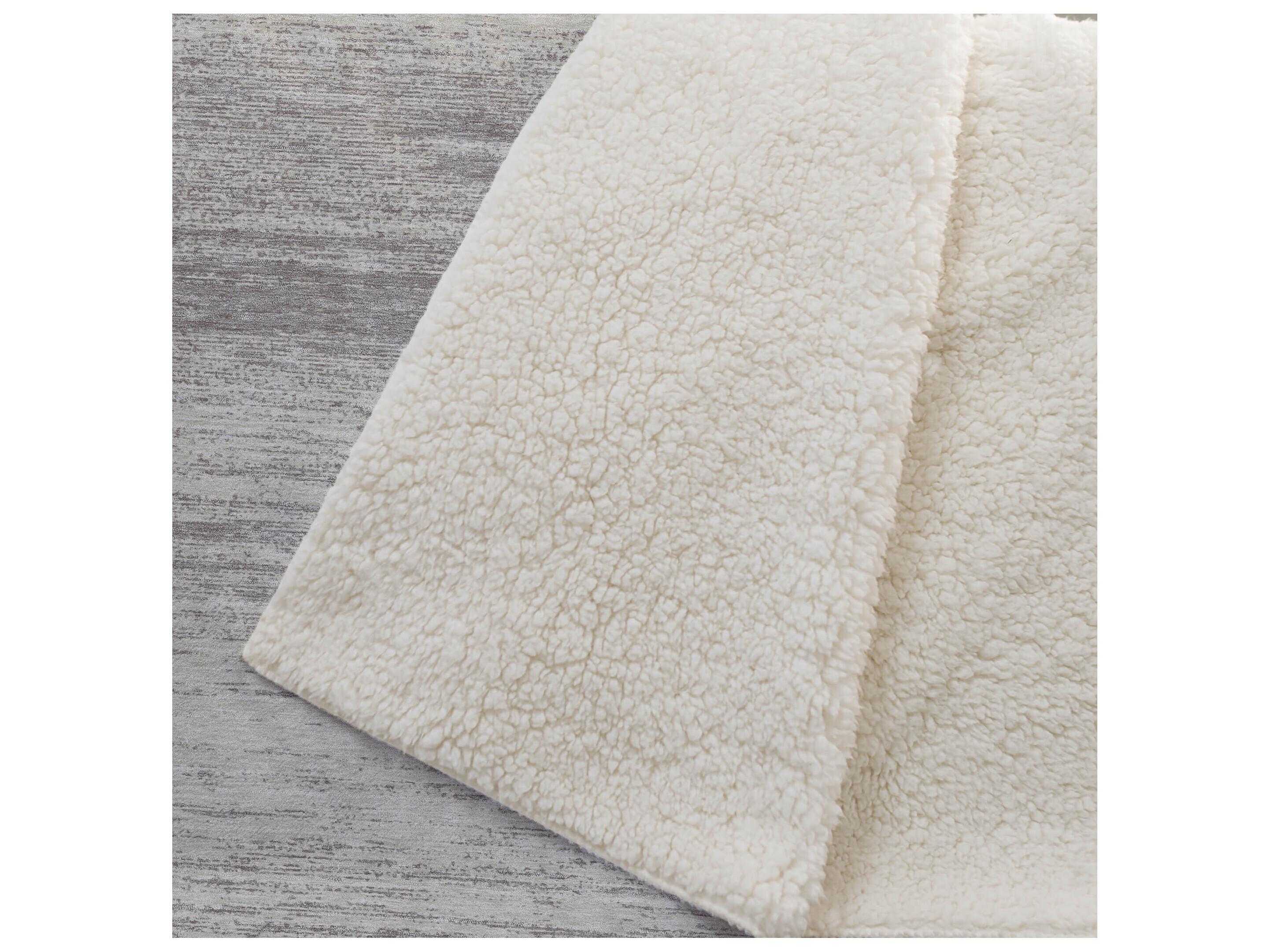 Dalyn Sherpa Brown Polyester Throw