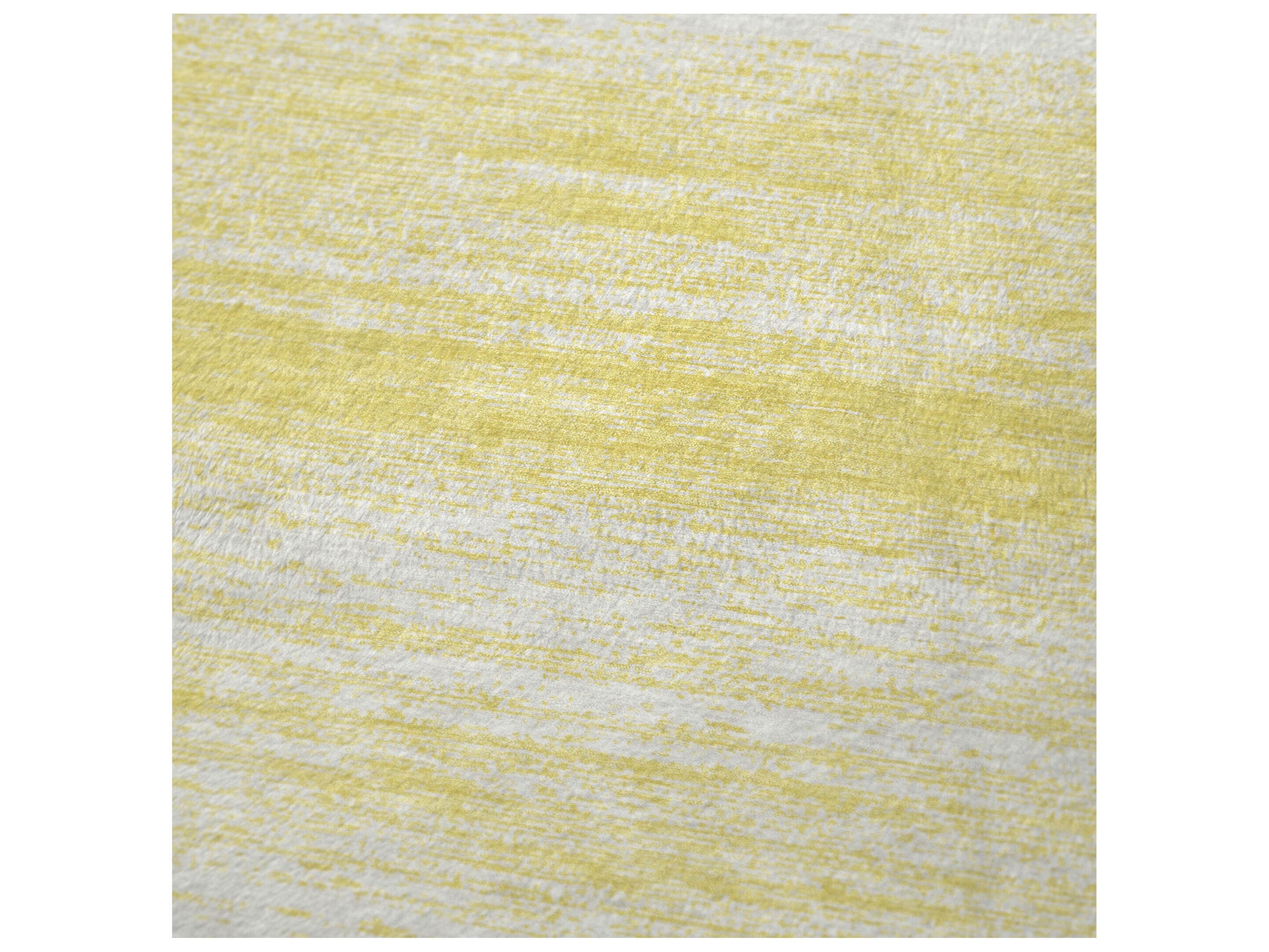 Dalyn Sherpa Gold Polyester Throw