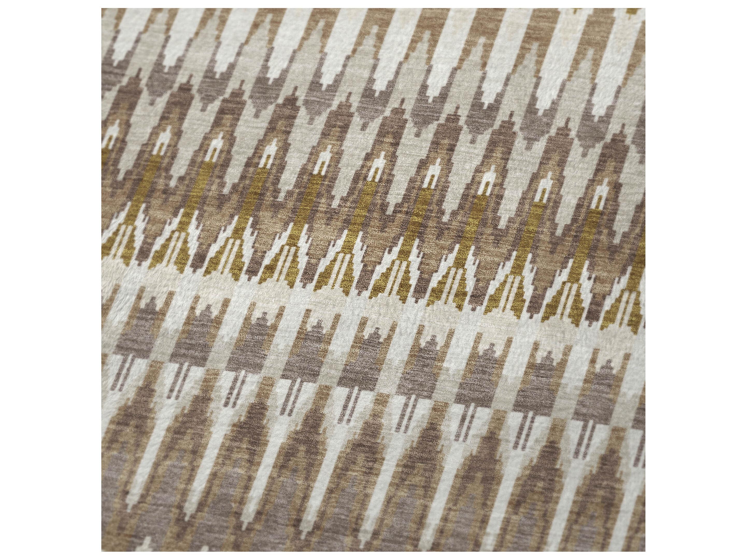 Dalyn Sherpa Brown Polyester Throw