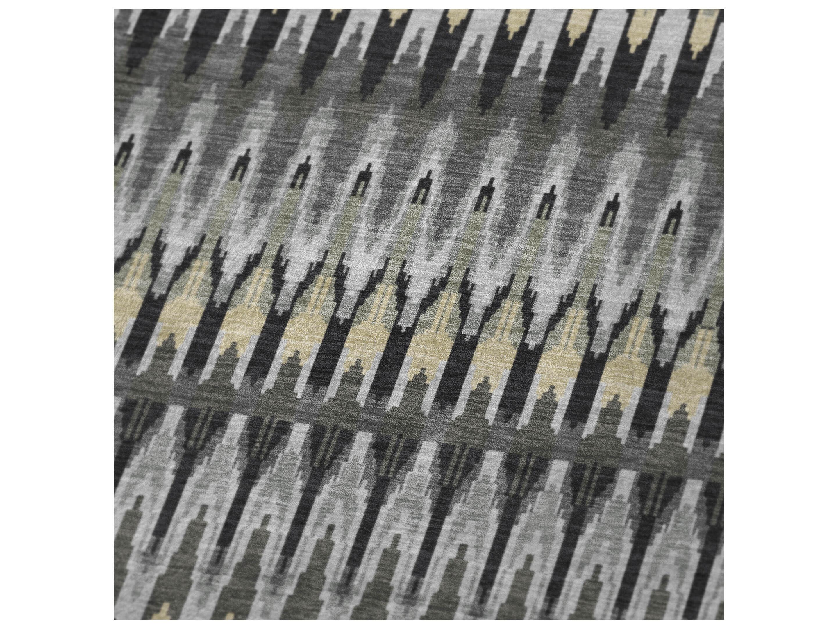 Dalyn Sherpa Gray Polyester Throw