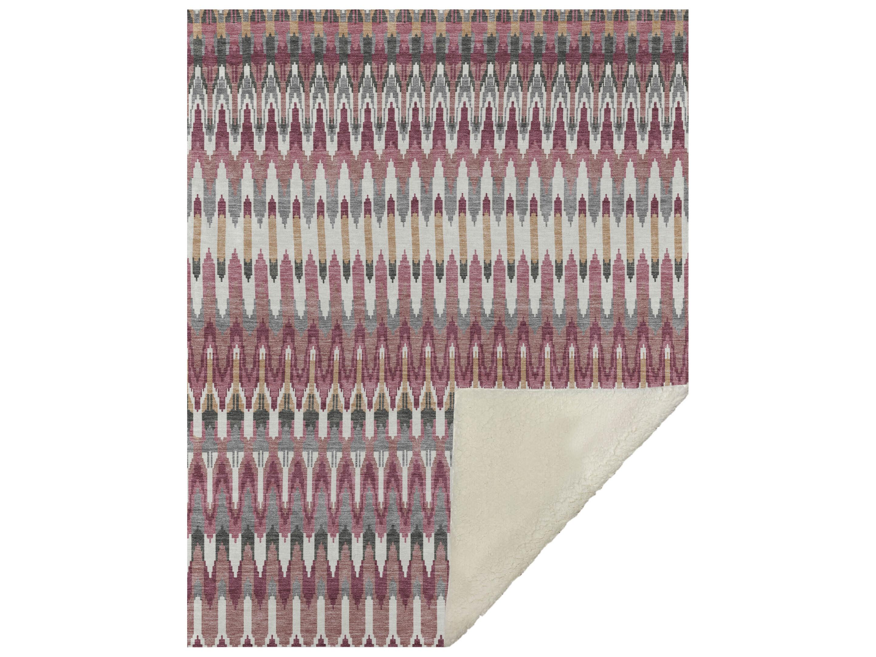 Dalyn Sherpa Pink Polyester Throw