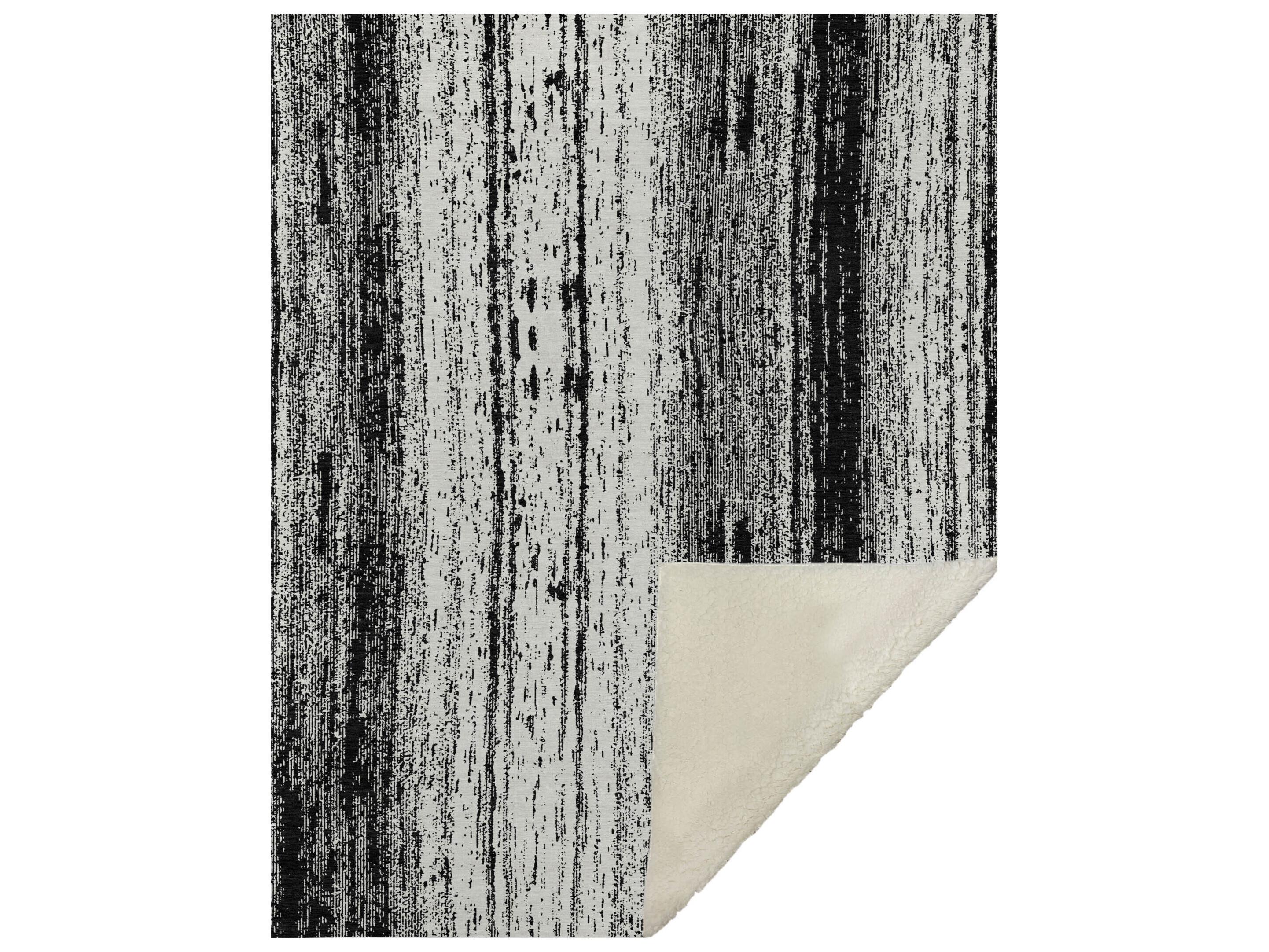 Dalyn Sherpa Black Polyester Throw