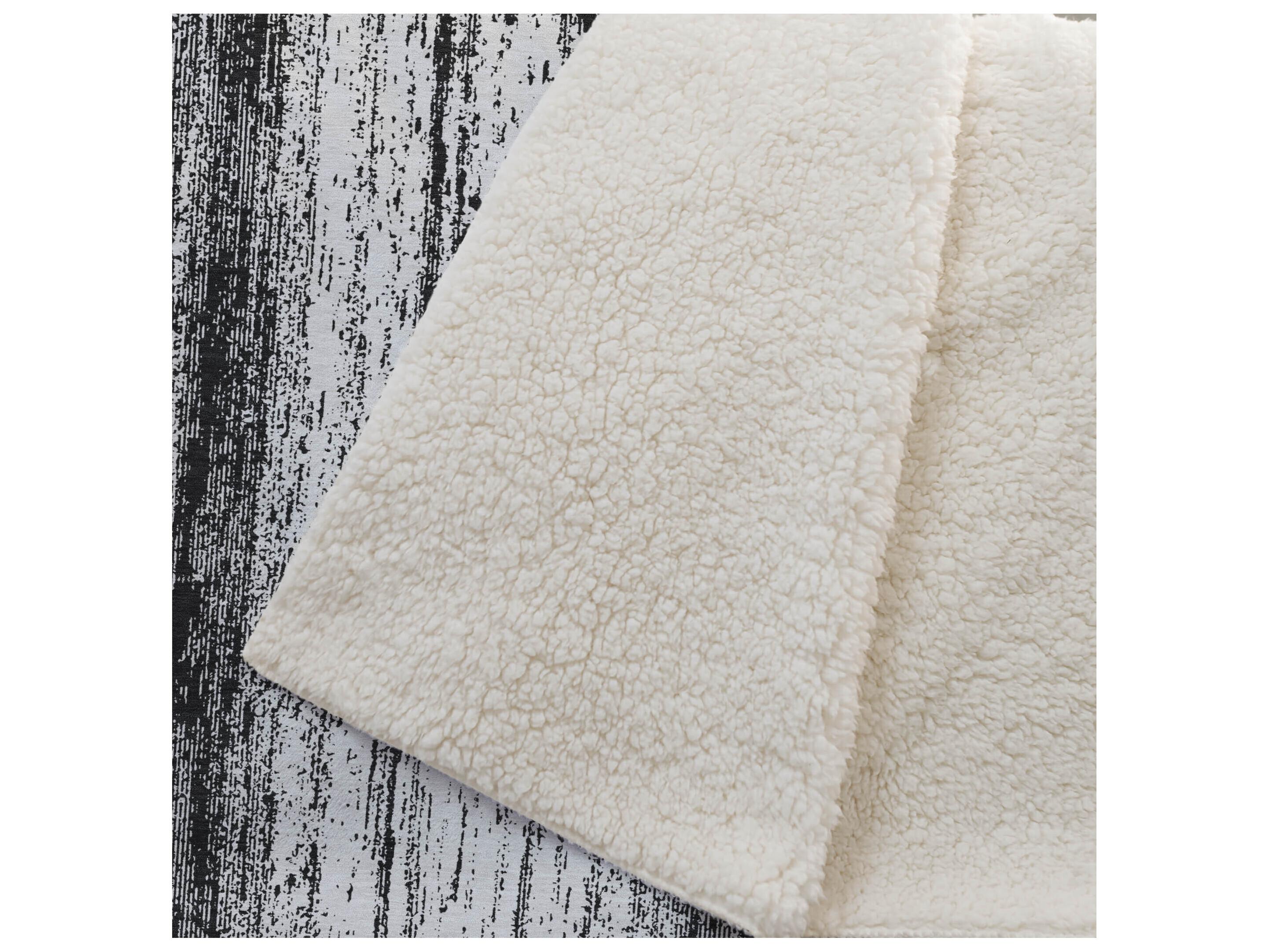 Dalyn Sherpa Black Polyester Throw