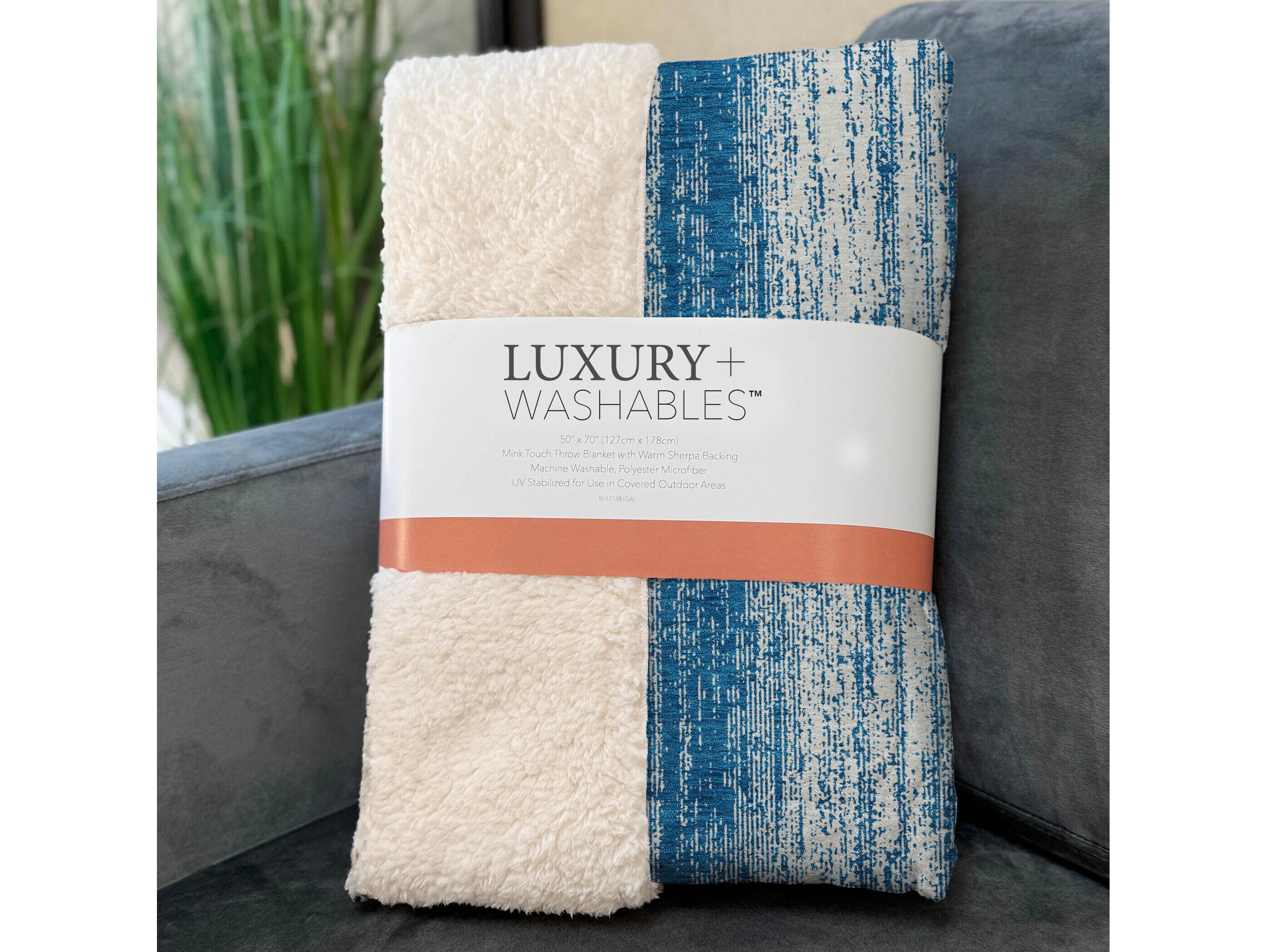 Dalyn Sherpa Blue Polyester Throw