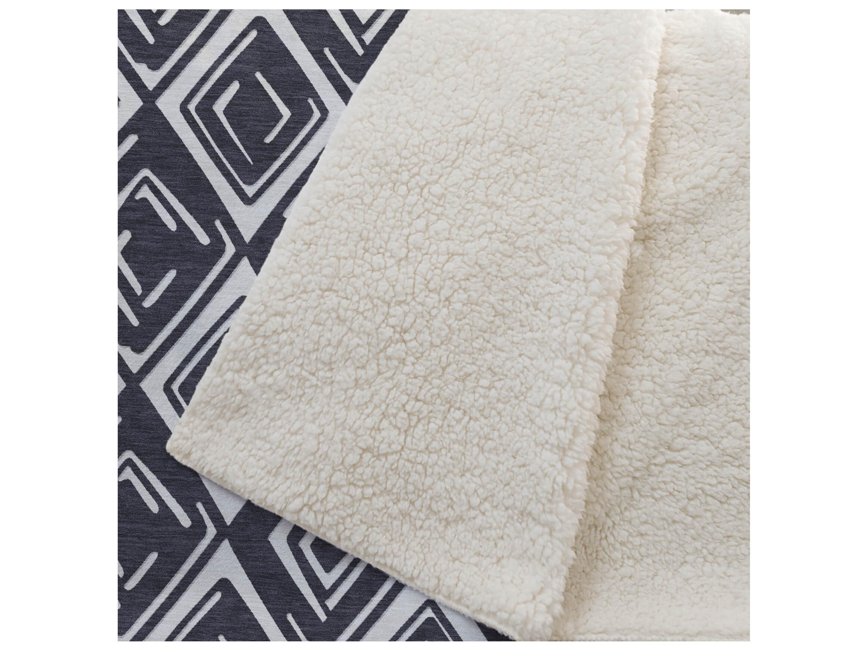 Dalyn Sherpa Black Polyester Throw