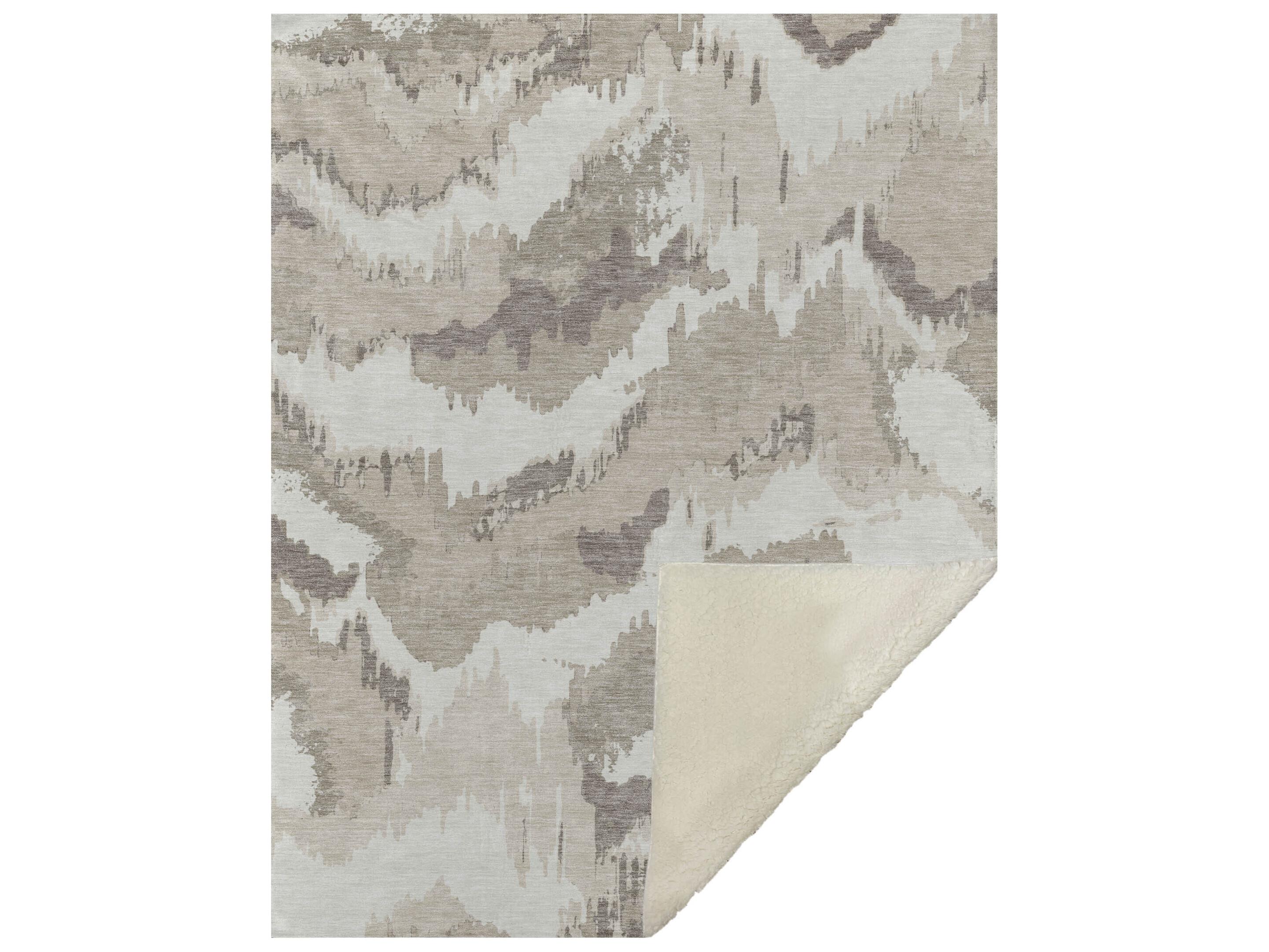 Dalyn Sherpa Brown Polyester Throw