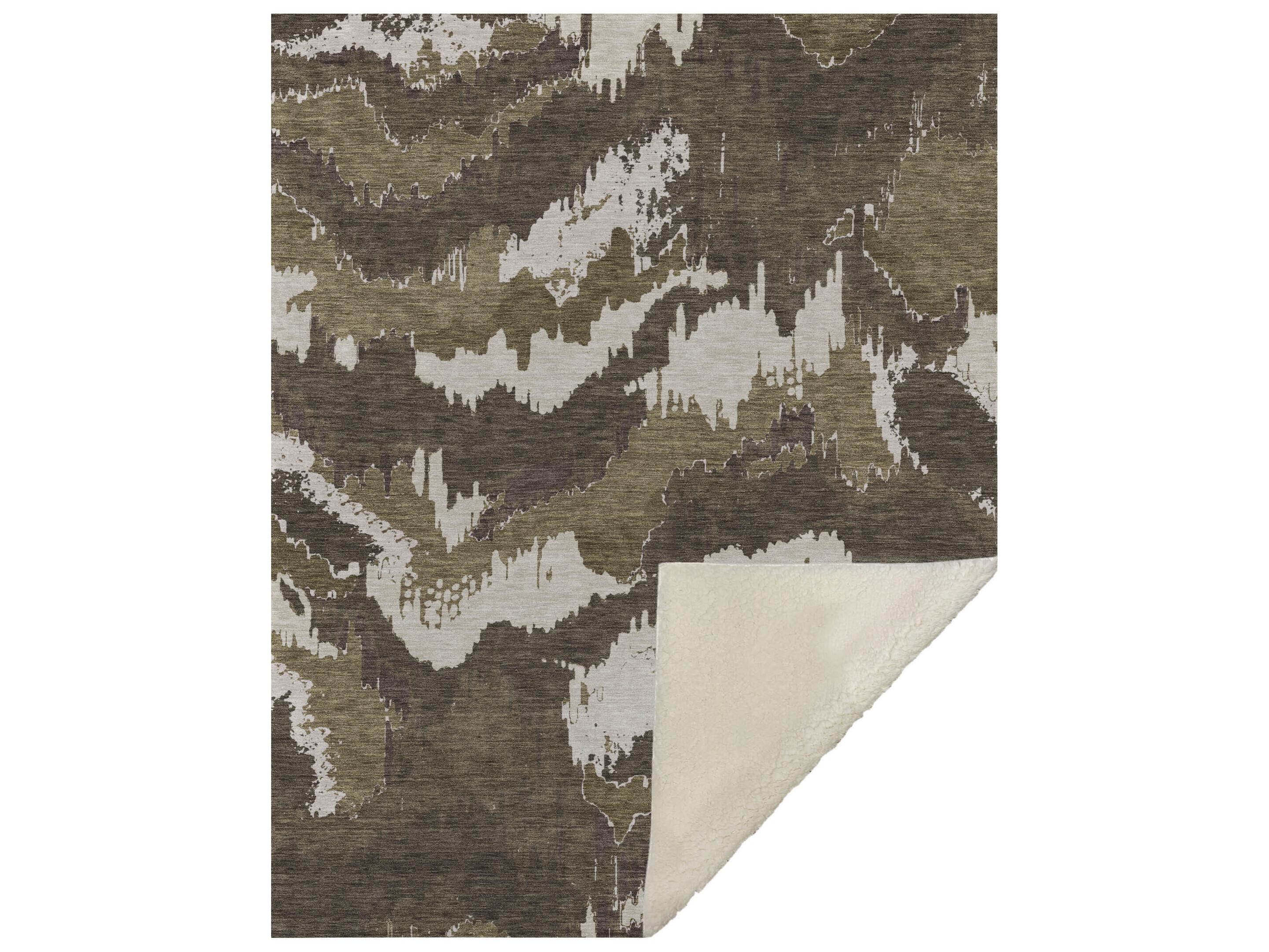 Dalyn Sherpa Brown Polyester Throw
