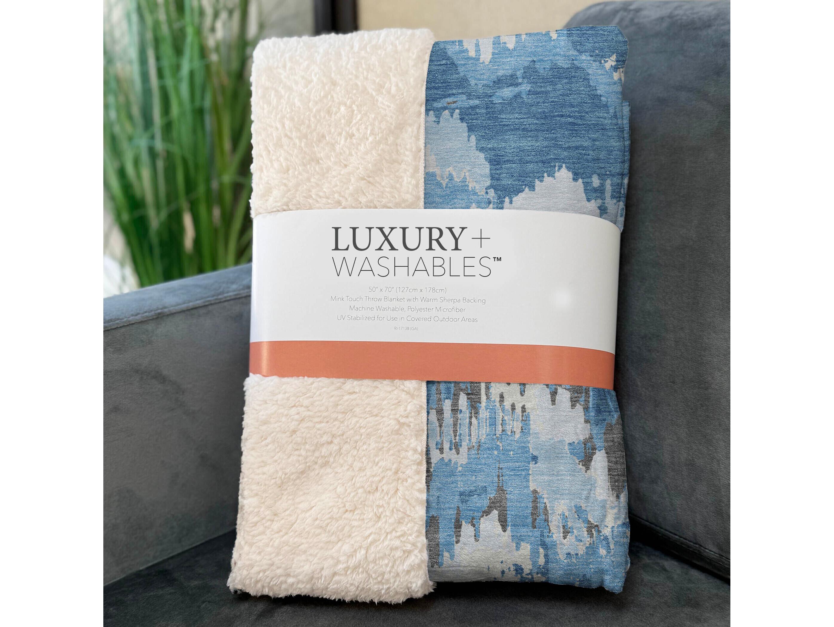 Dalyn Sherpa Blue Polyester Throw