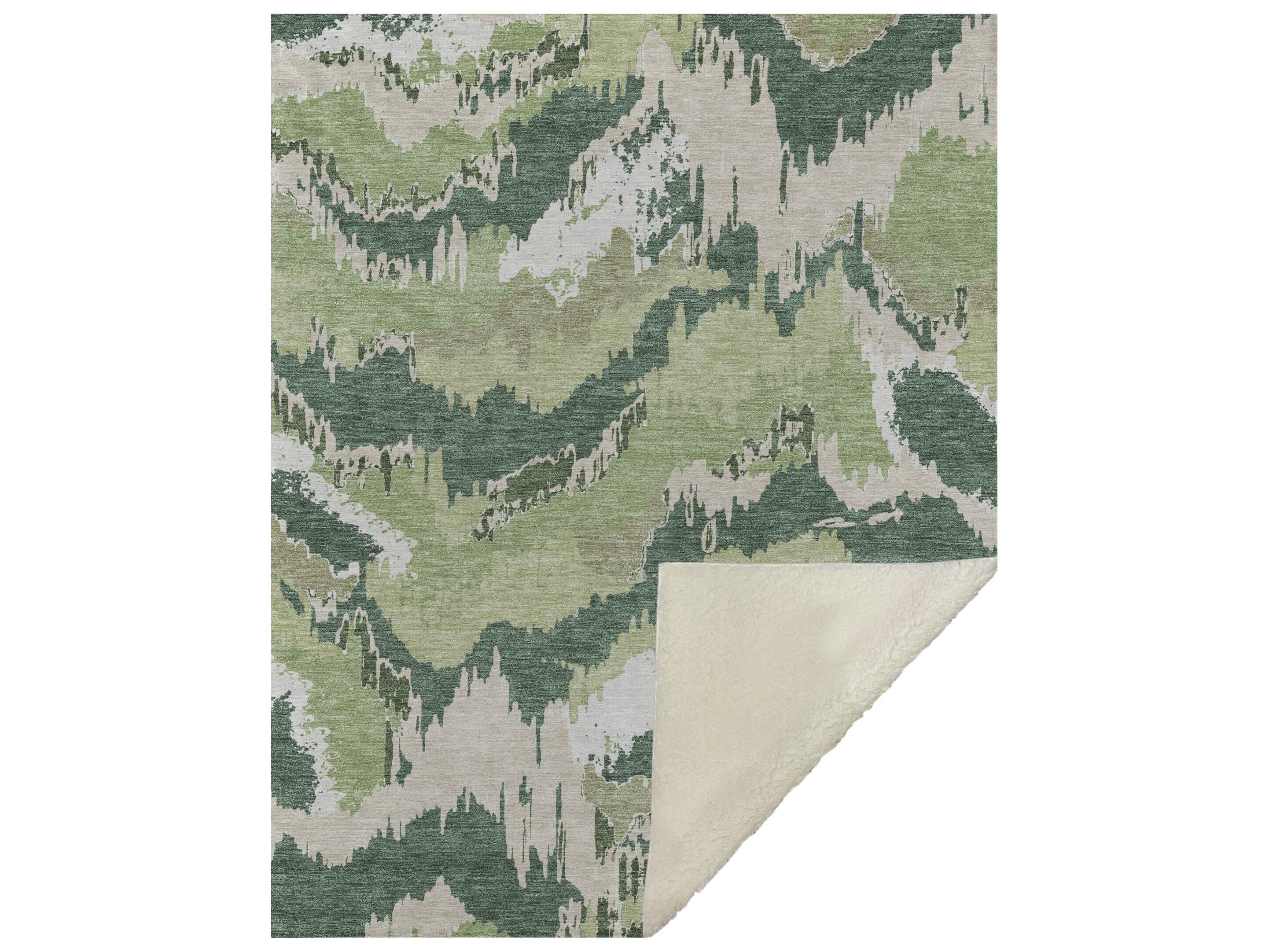 Dalyn Sherpa Green Polyester Throw