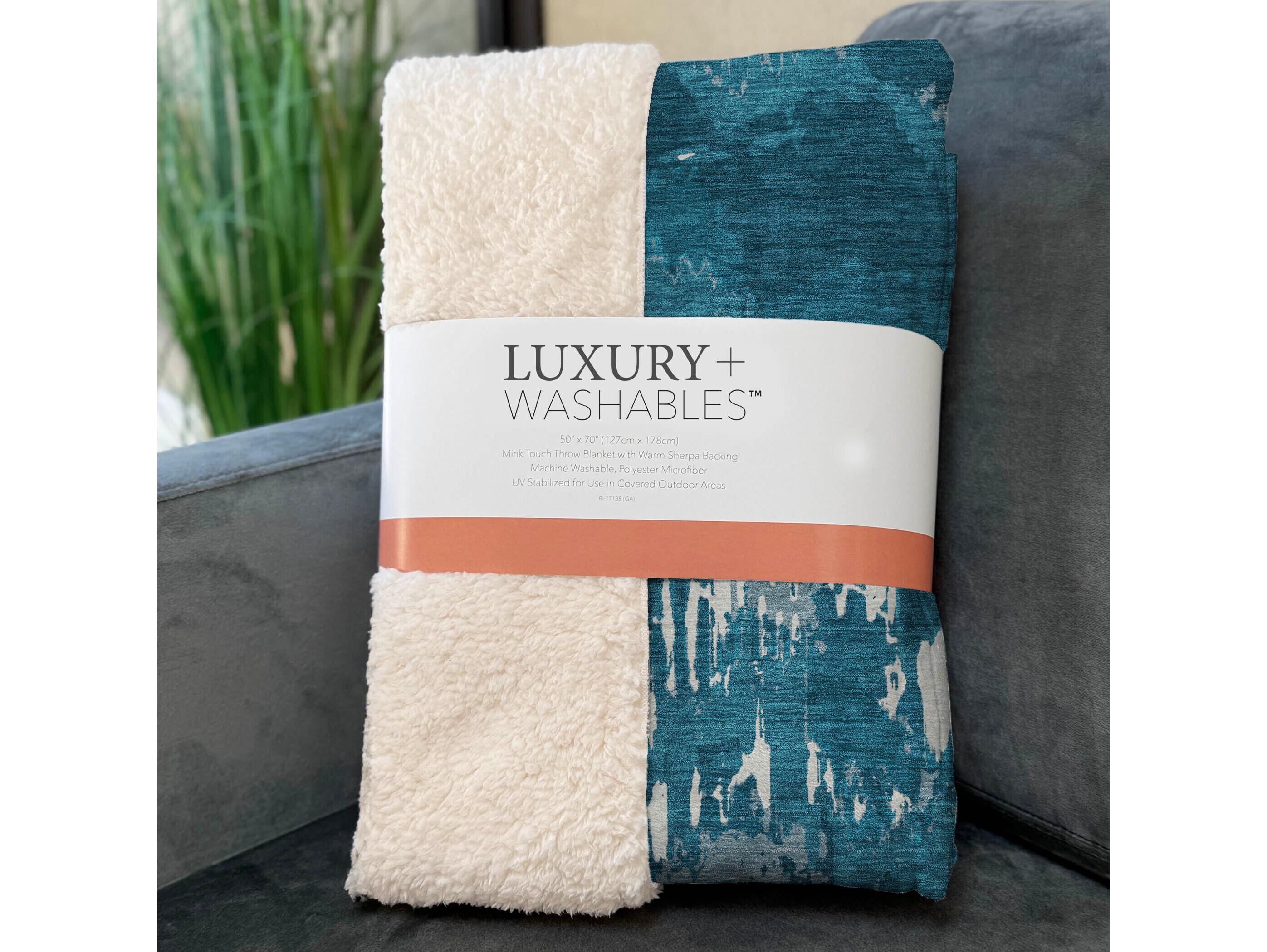 Dalyn Sherpa Blue Polyester Throw