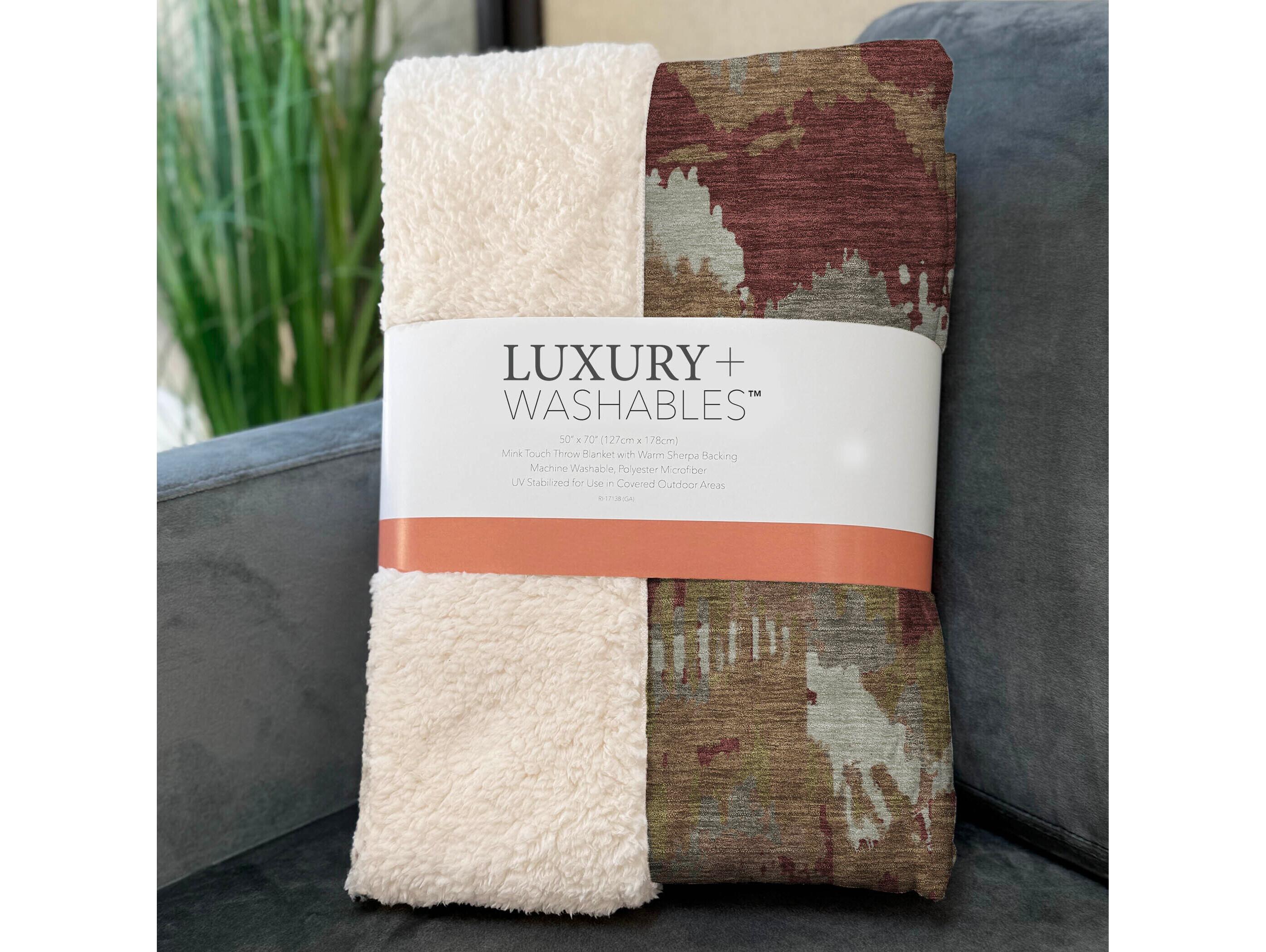 Dalyn Sherpa Orange Polyester Throw