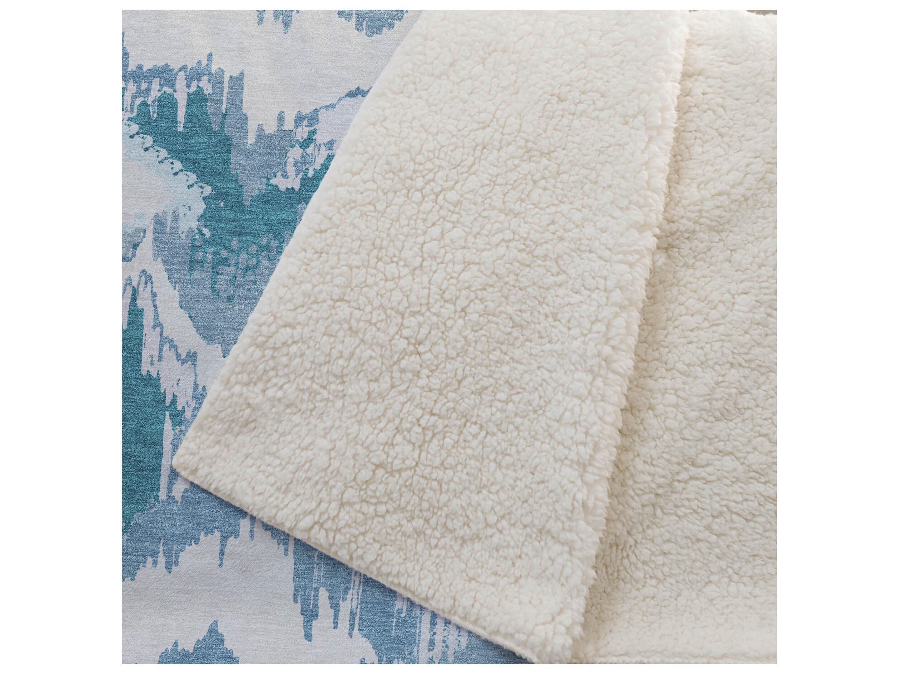 Dalyn Sherpa Teal Polyester Throw