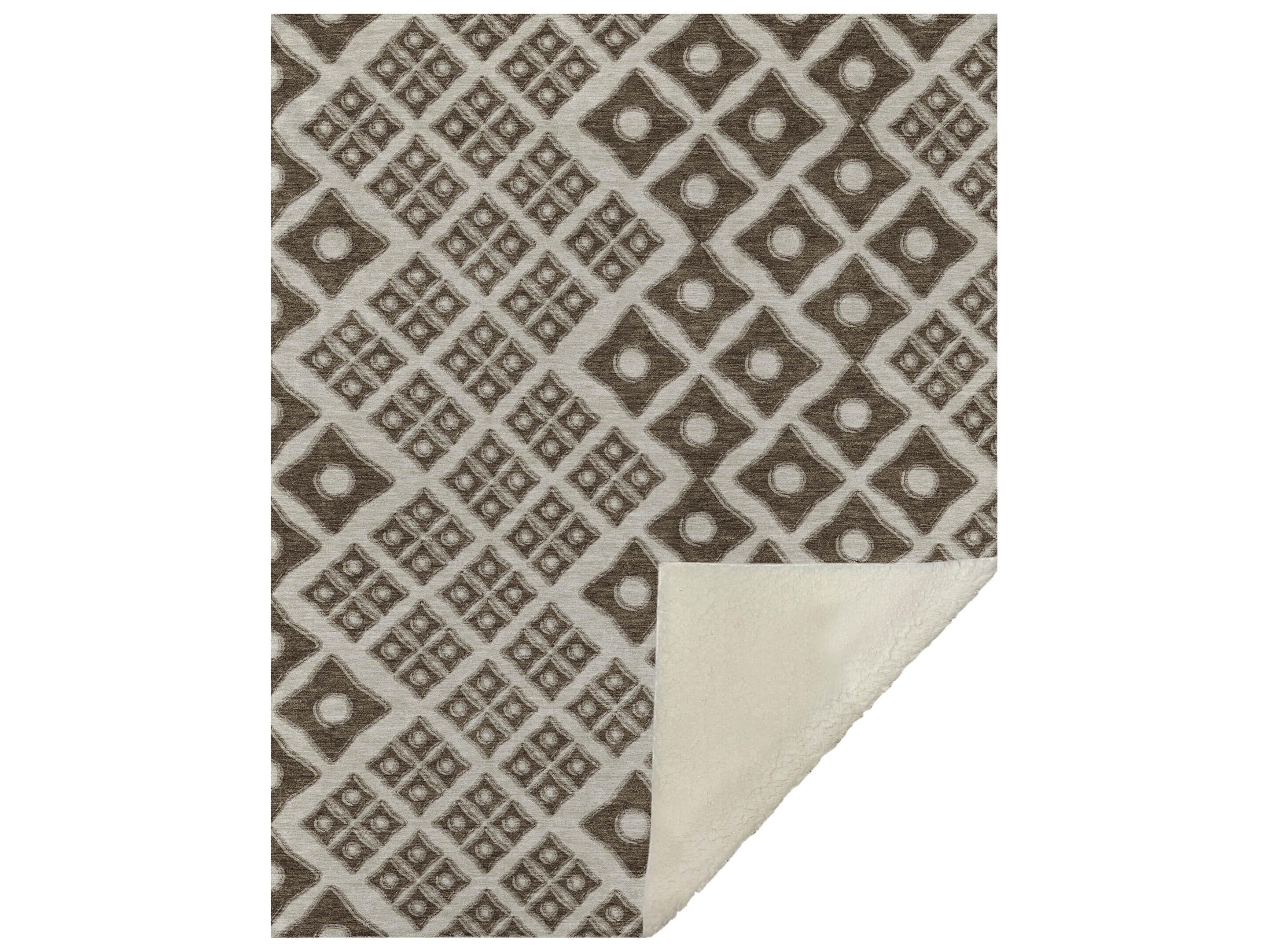 Dalyn Sherpa Brown Polyester Throw