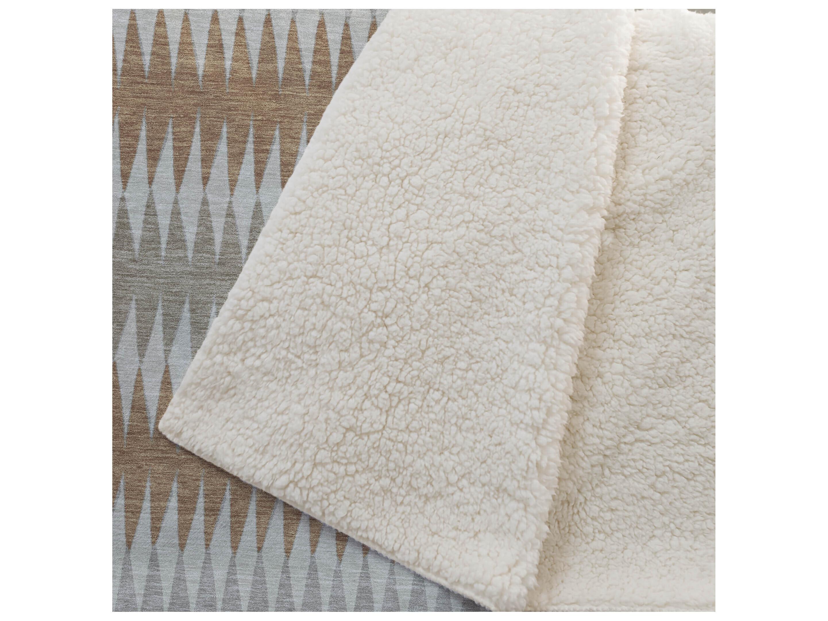 Dalyn Sherpa Orange Polyester Throw