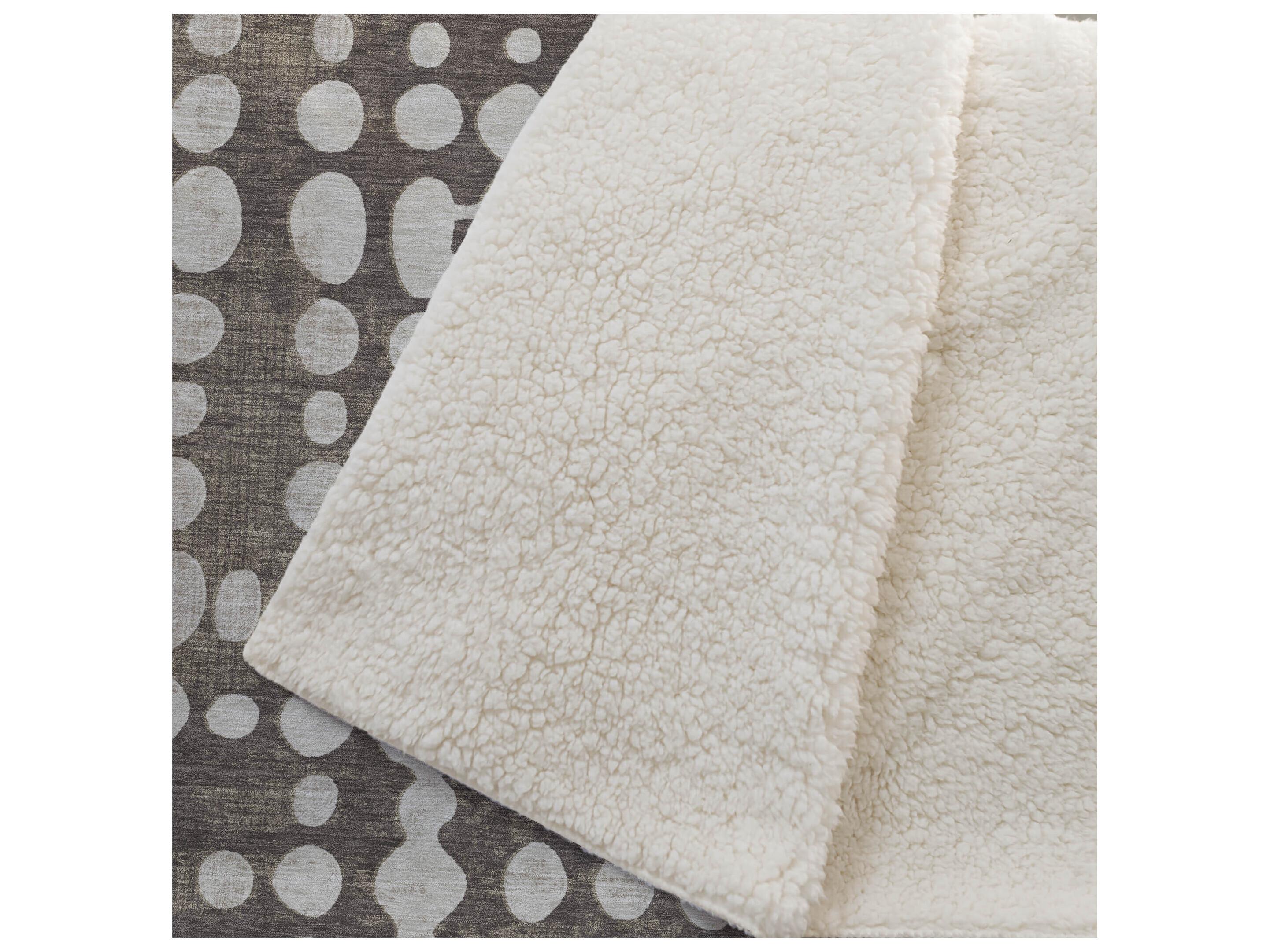 Dalyn Sherpa Brown Polyester Throw