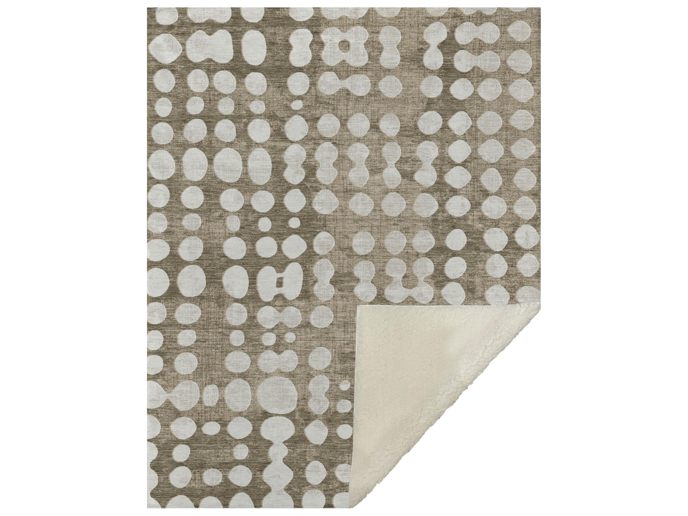 Dalyn Sherpa Brown Polyester Throw