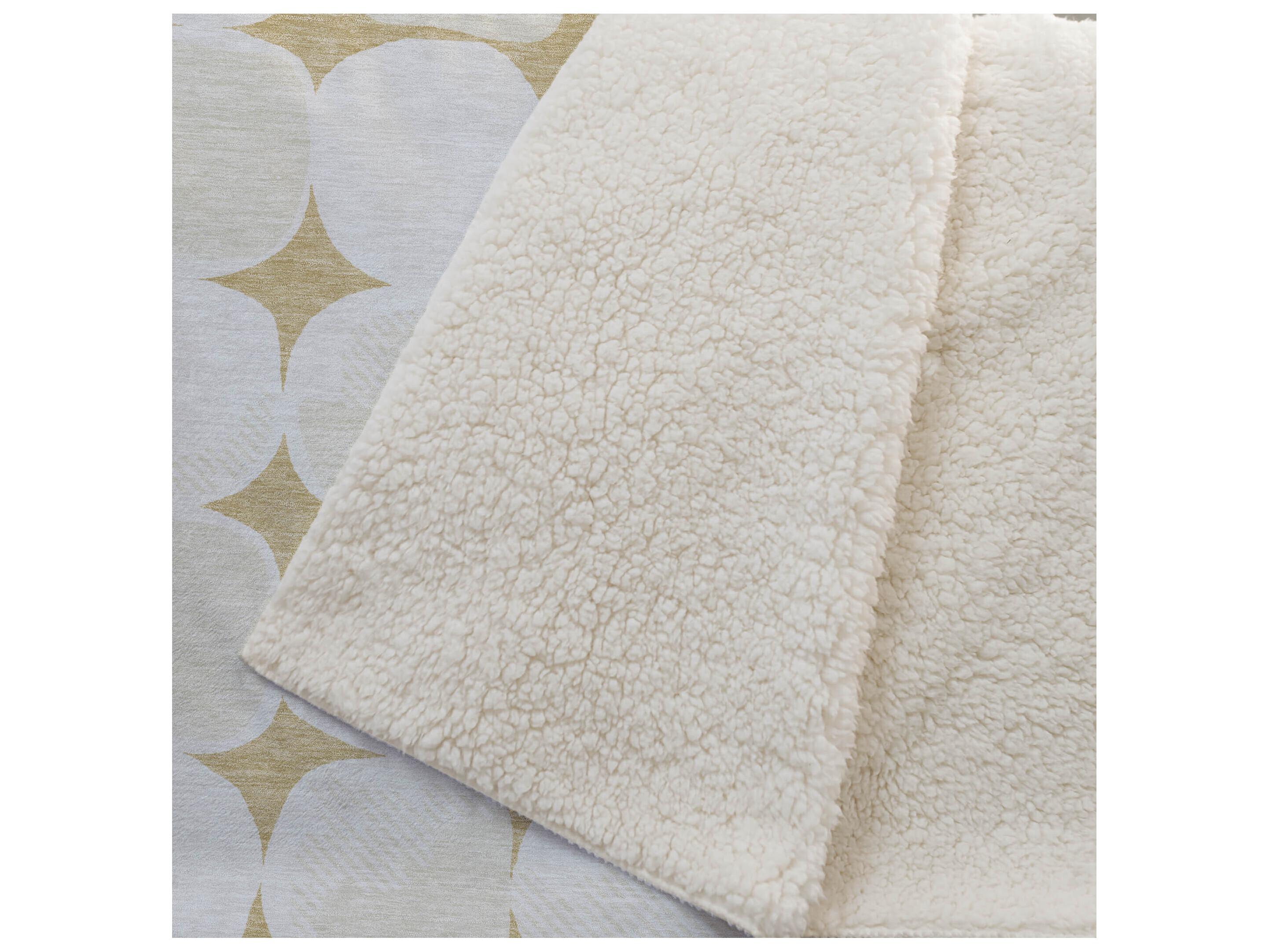 Dalyn Sherpa Gold Polyester Throw