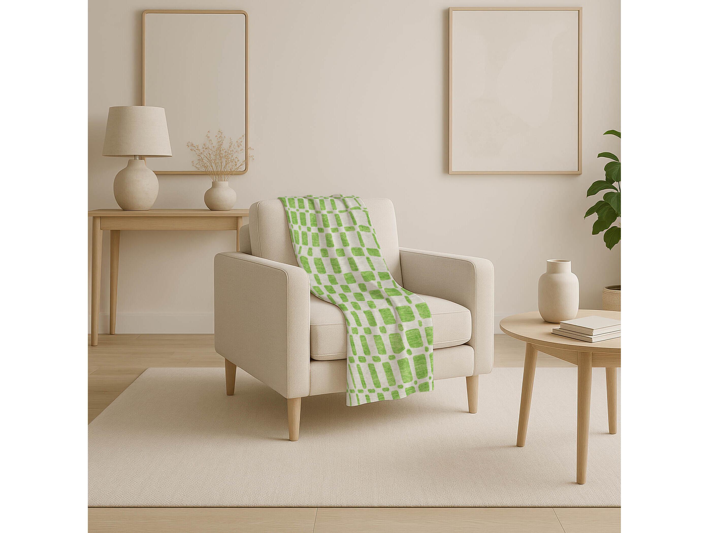 Dalyn Sherpa Green Polyester Throw