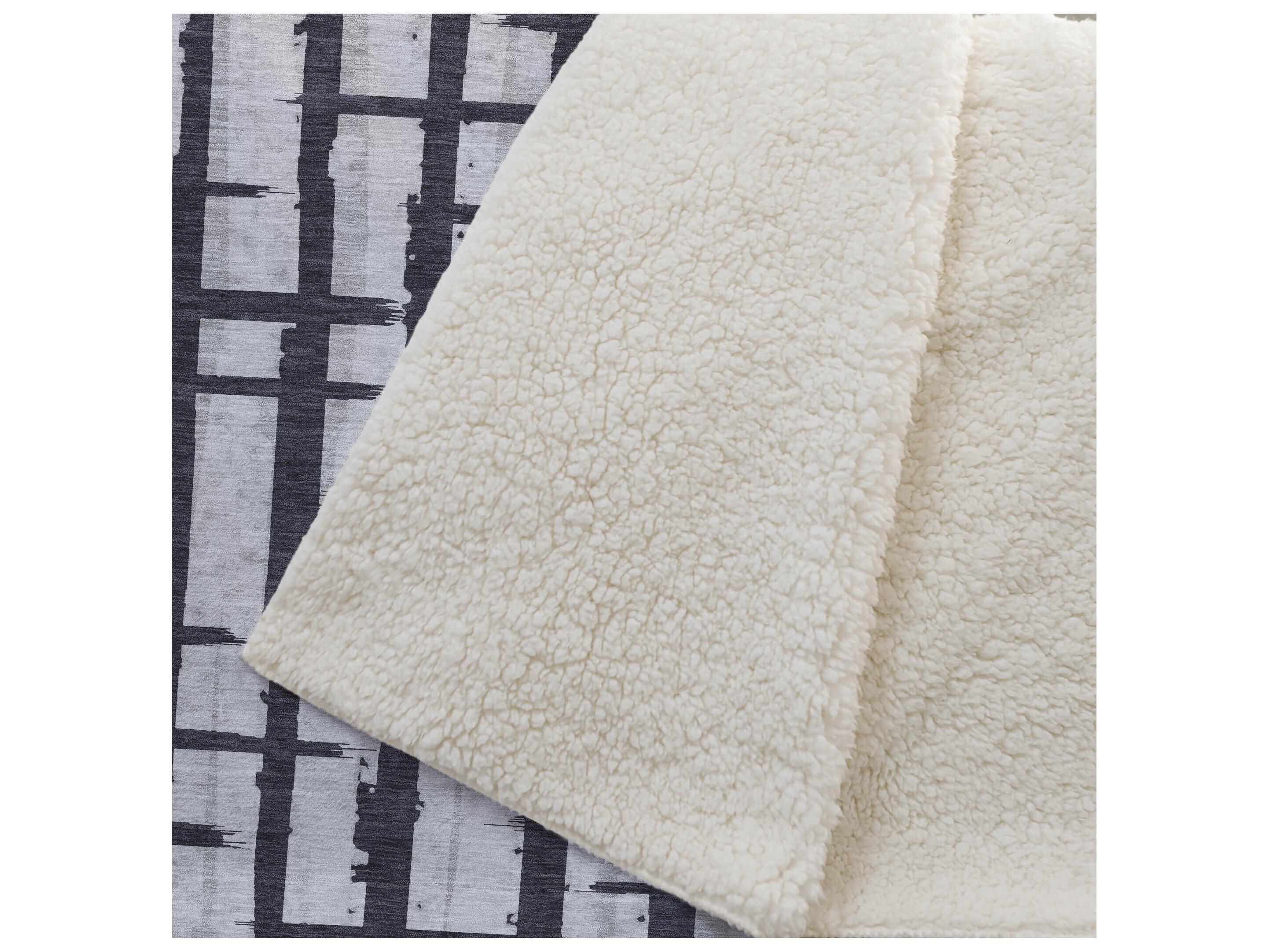 Dalyn Sherpa Black Polyester Throw