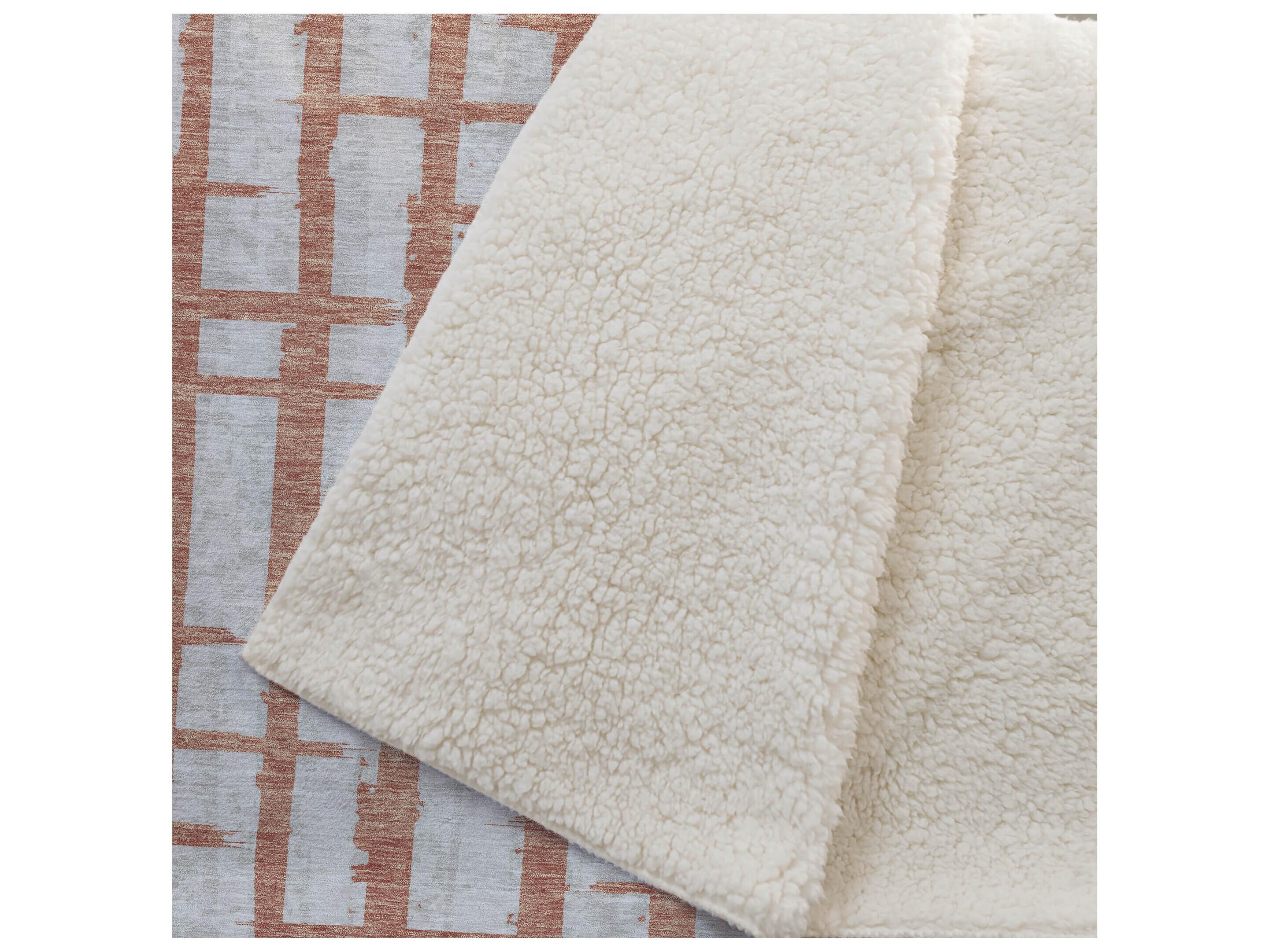 Dalyn Sherpa Orange Polyester Throw