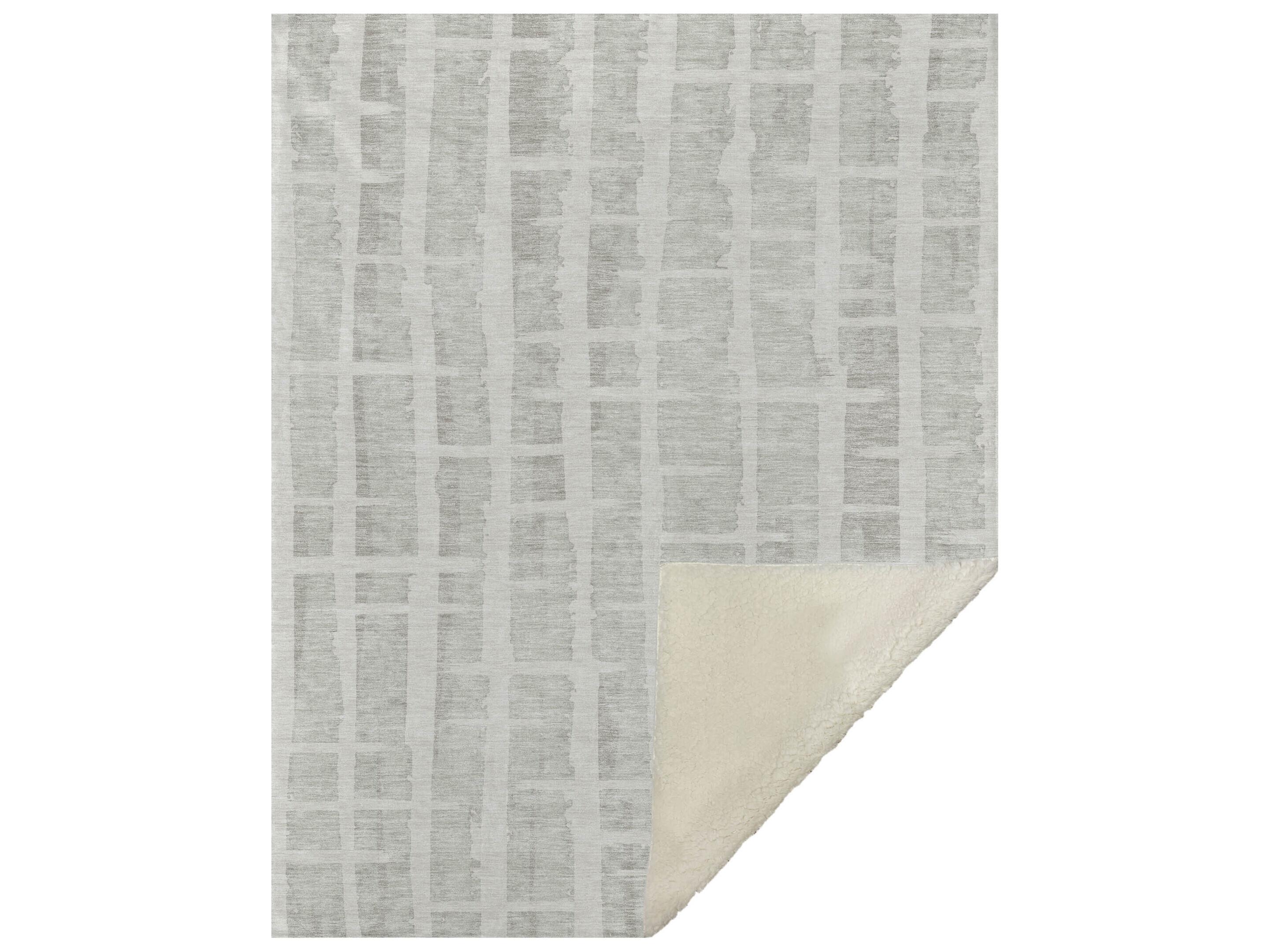 Dalyn Sherpa Ivory Polyester Throw