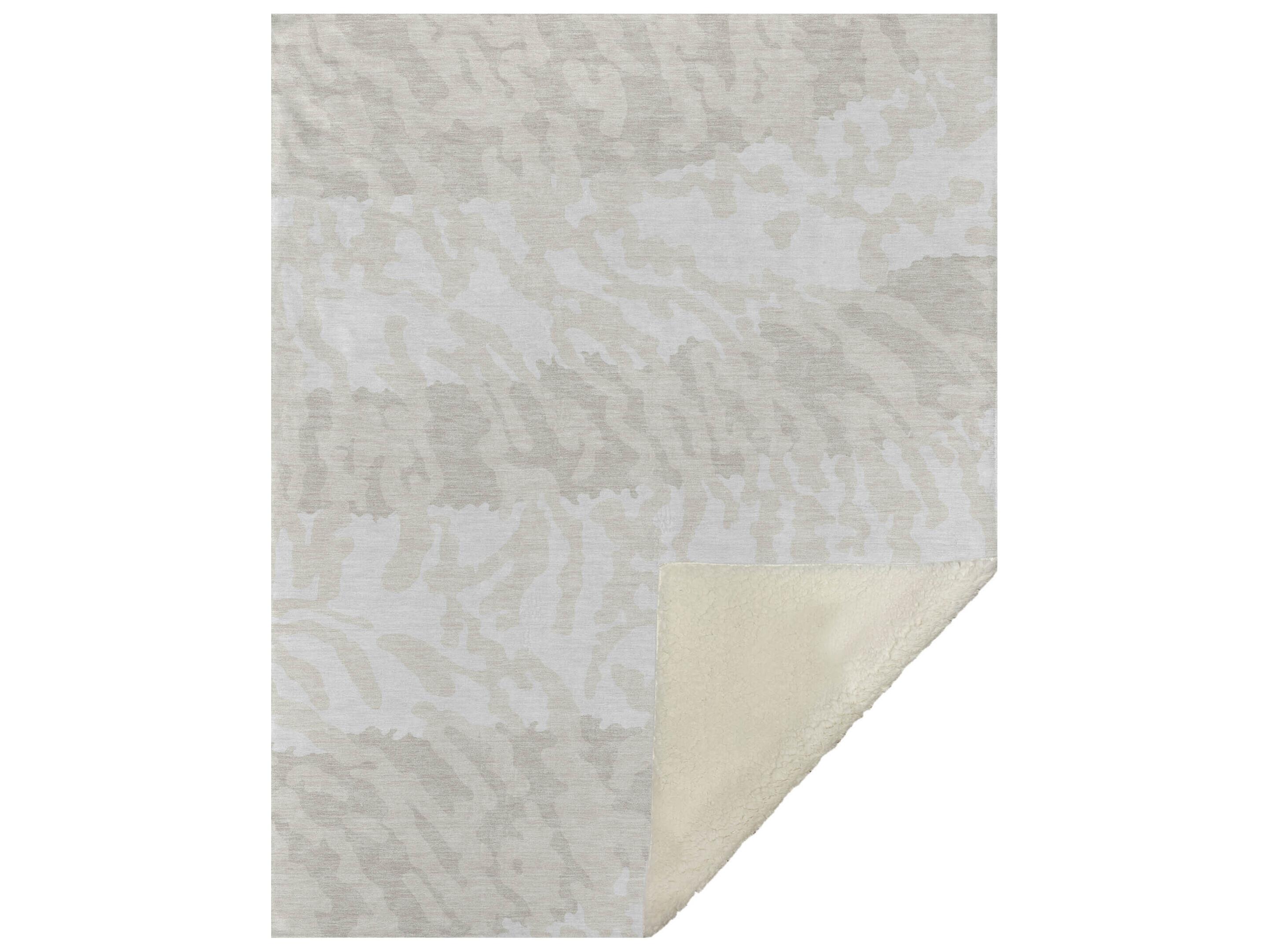 Dalyn Sherpa Ivory Polyester Throw