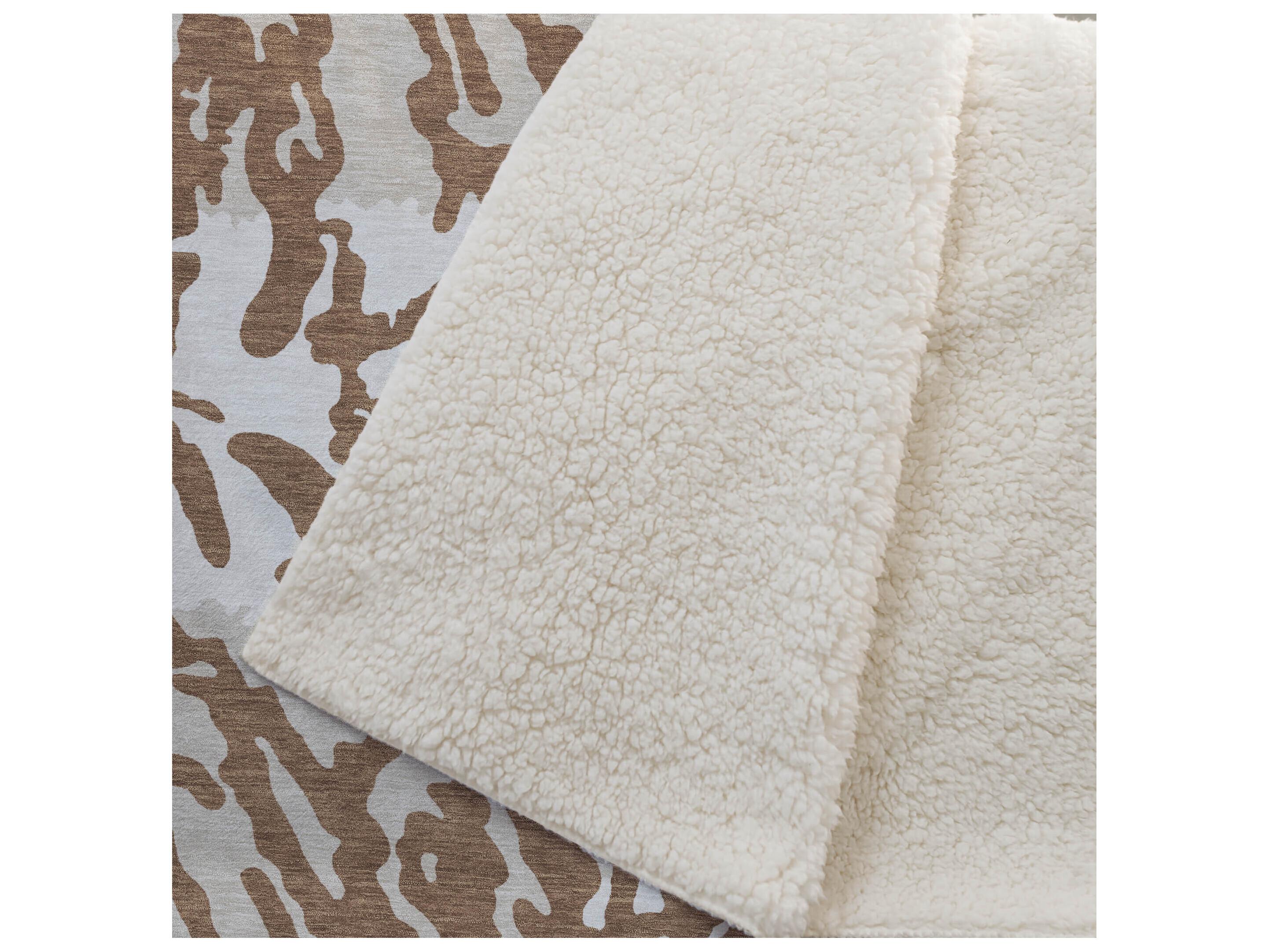 Dalyn Sherpa Orange Polyester Throw