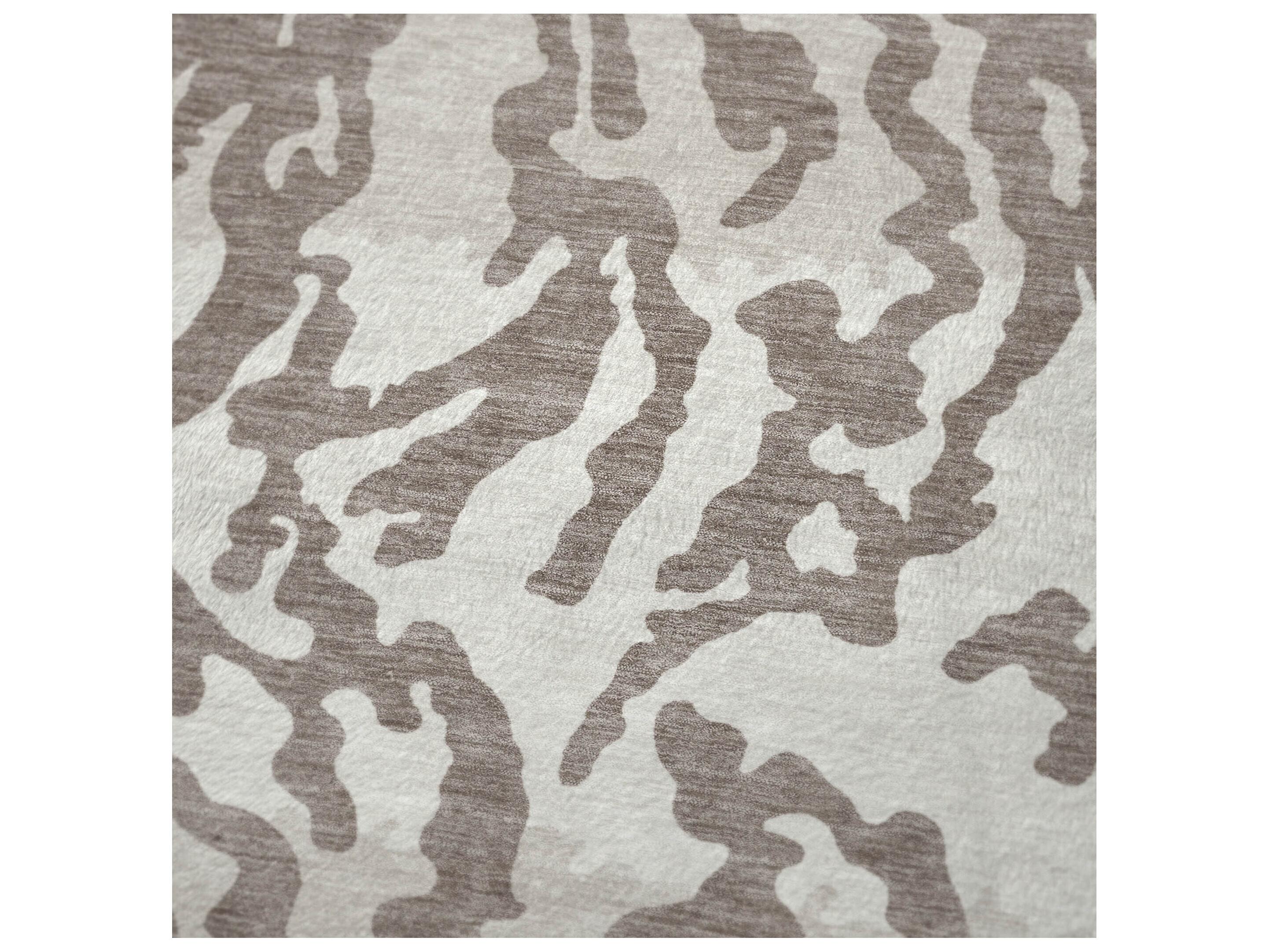Dalyn Sherpa Brown Polyester Throw