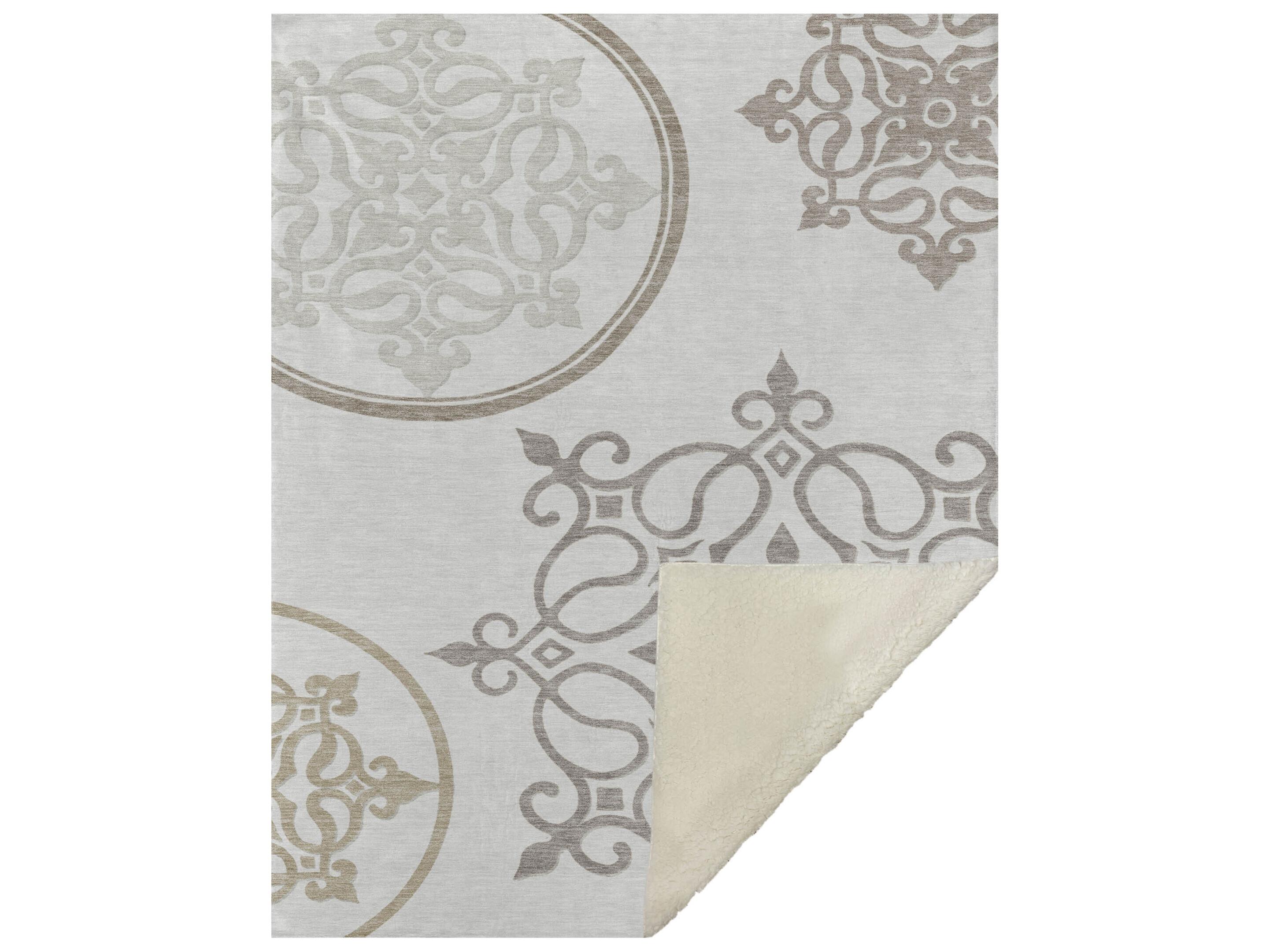 Dalyn Sherpa Ivory Polyester Throw