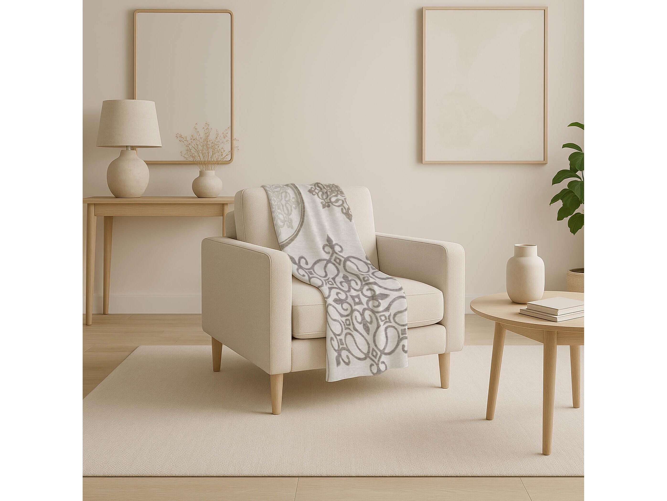 Dalyn Sherpa Ivory Polyester Throw